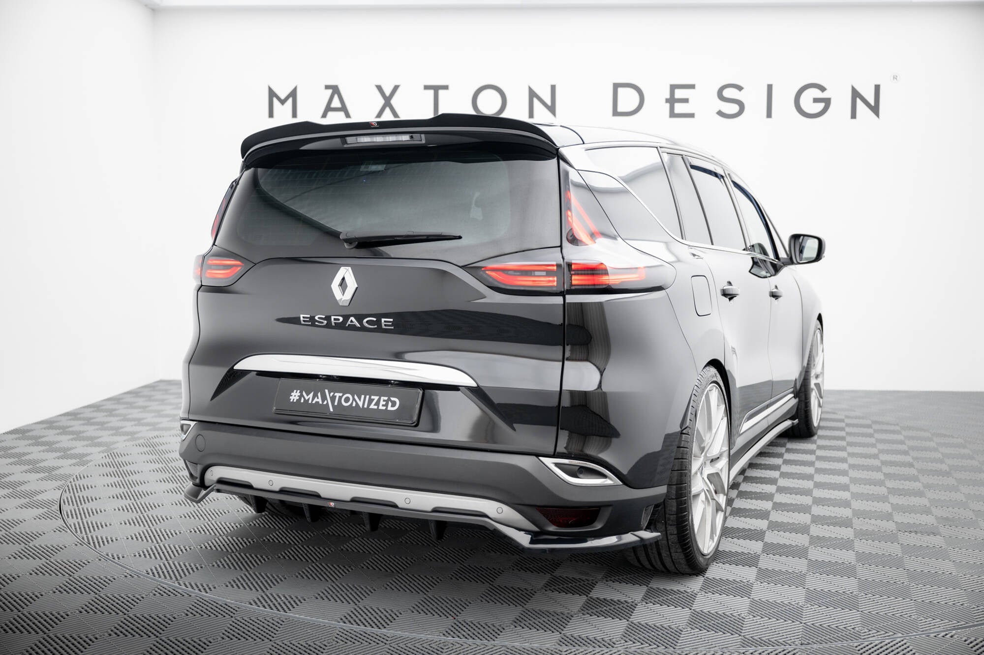 Maxton Design Set Of Splitters para Renault Espace Mk5 - imagen 10