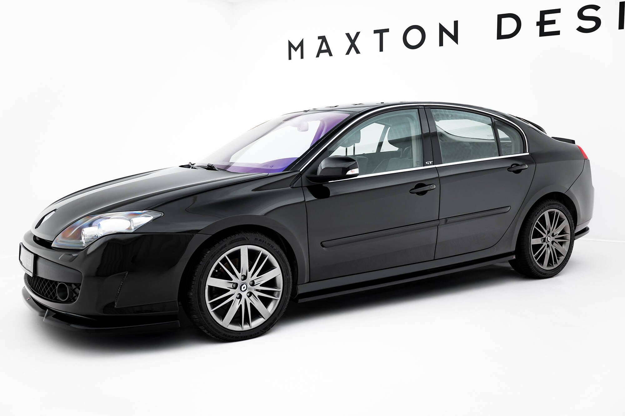 Maxton Design Set Of Splitters para Renault Laguna Hatchback GT Mk3 - imagen 1