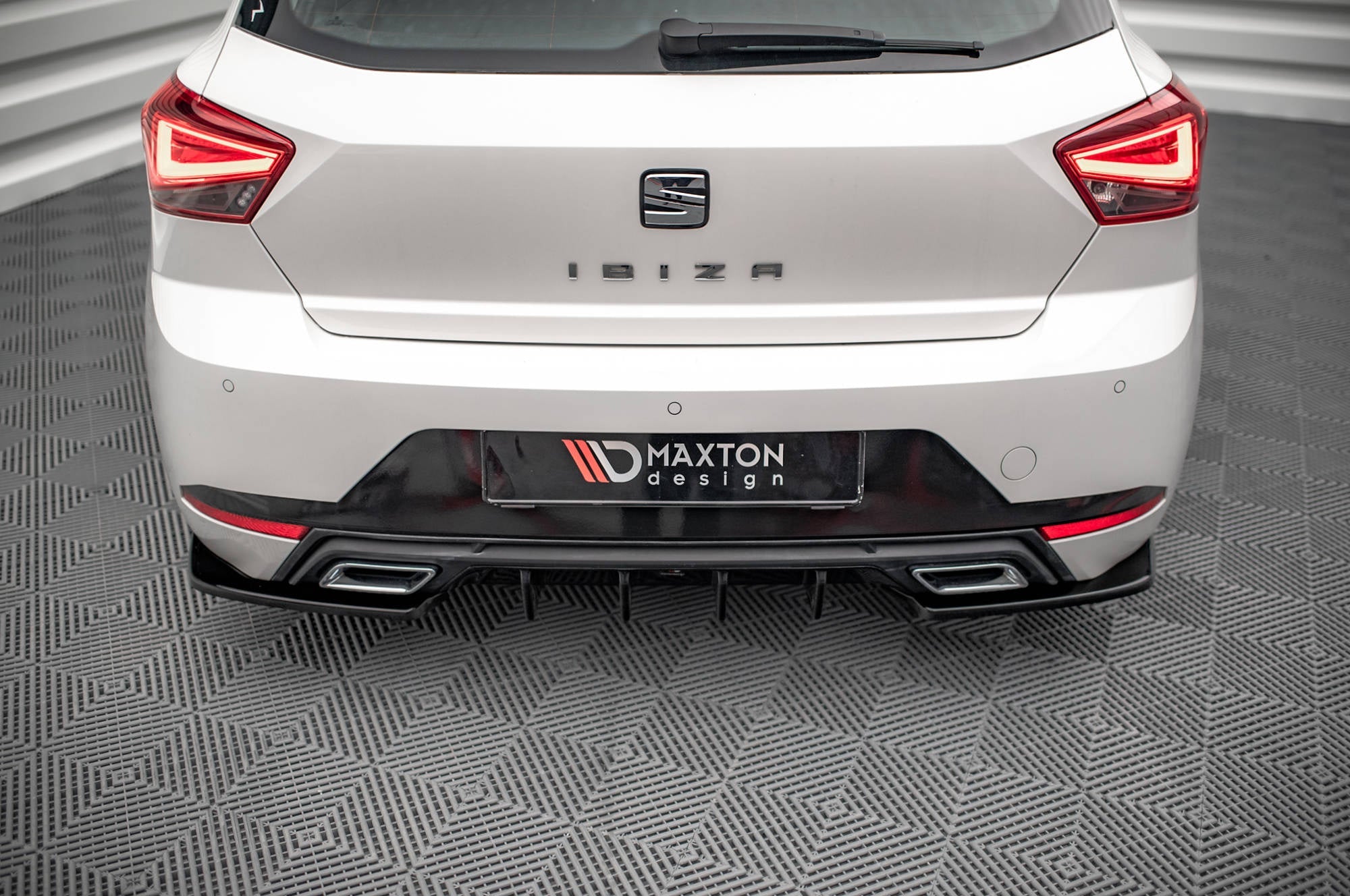 Maxton Design Set Of Splitters para Seat Ibiza FR/ Standard Mk5 - imagen 7