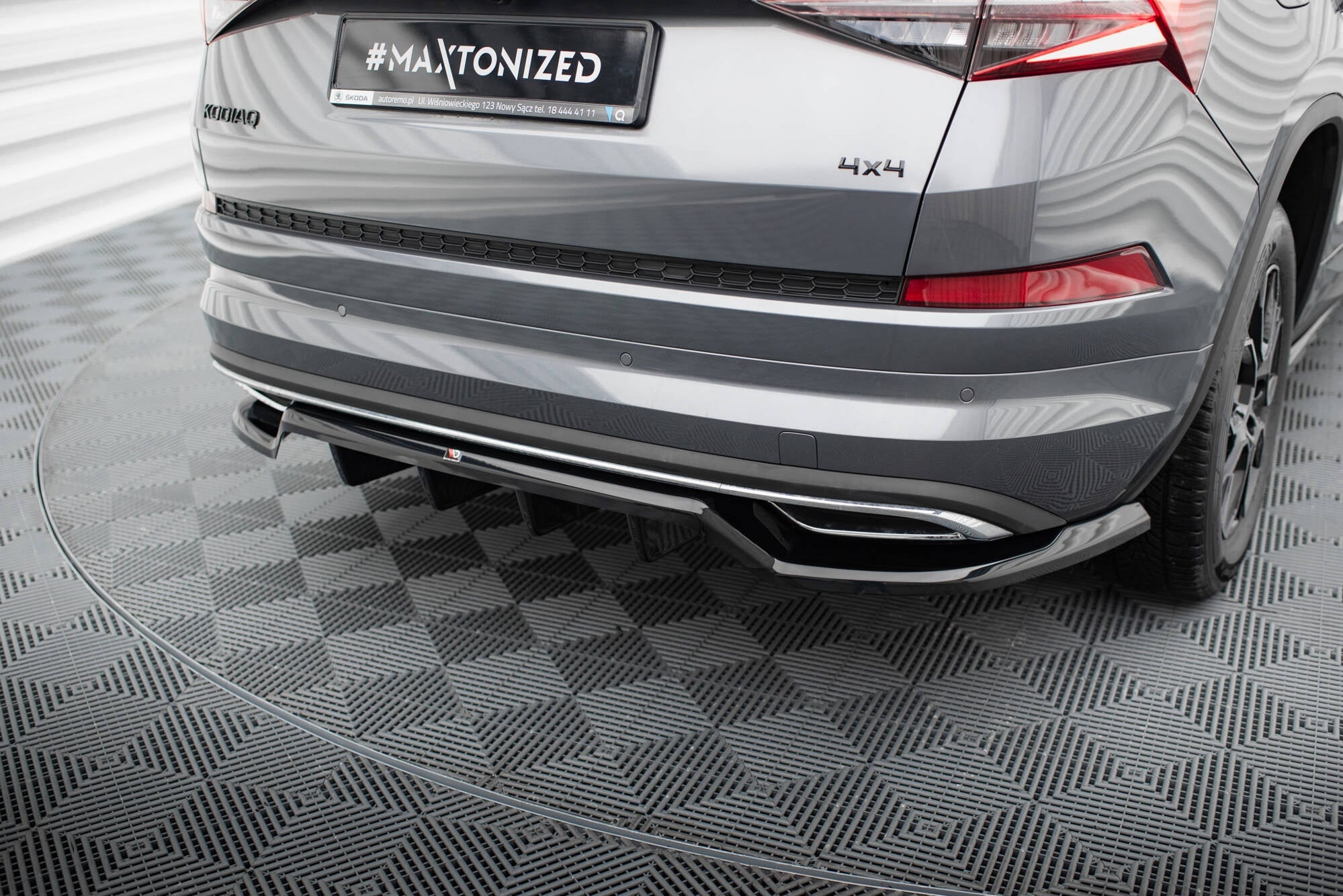 Maxton Design Set Of Splitters para Skoda Kodiaq Sportline Mk1 Facelift - imagen 7