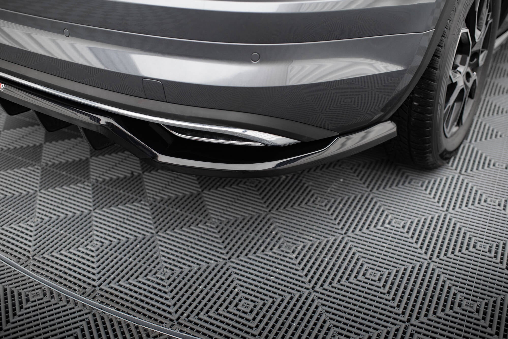 Maxton Design Set Of Splitters para Skoda Kodiaq Sportline Mk1 Facelift - imagen 9