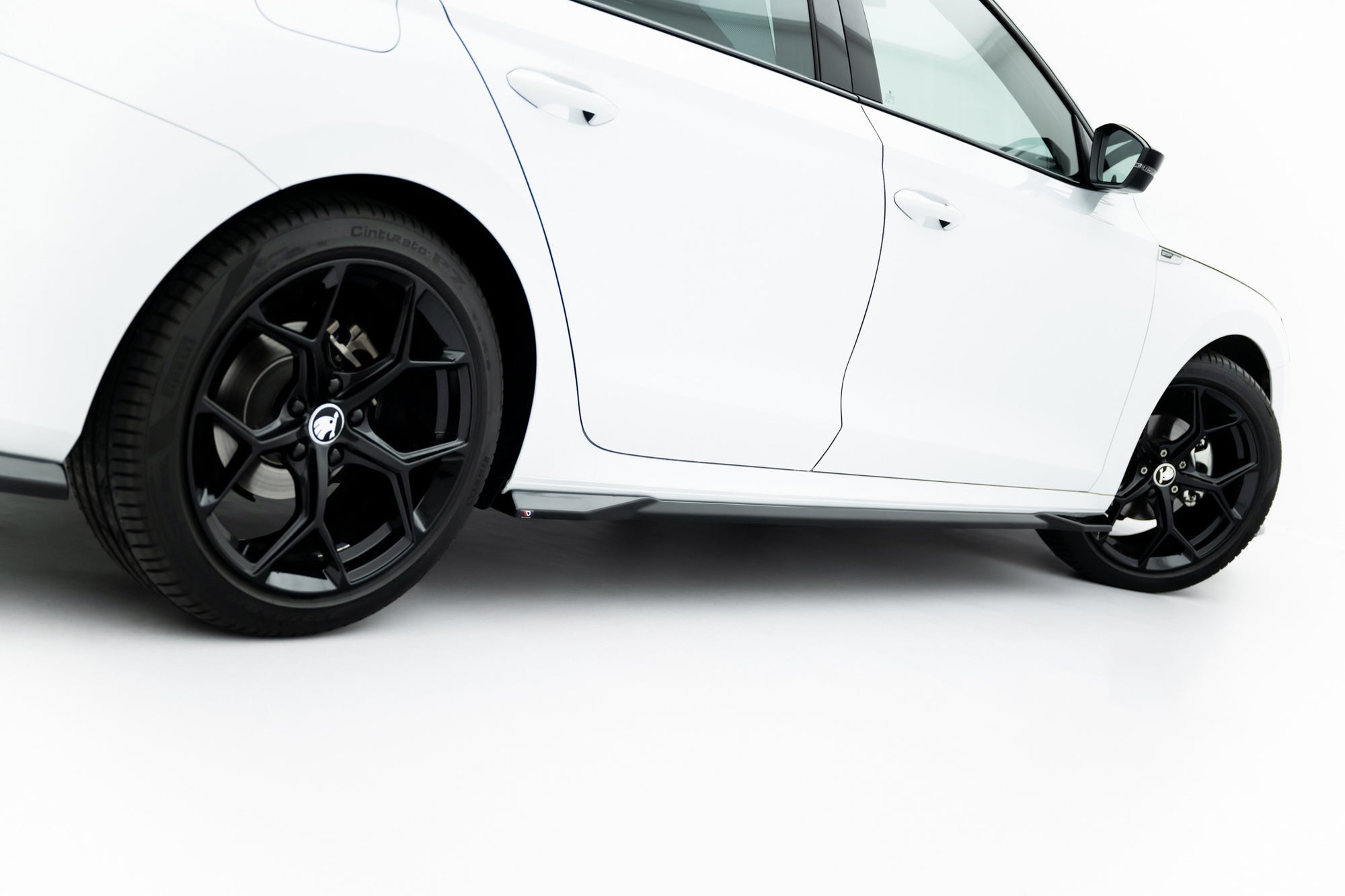 Maxton Design Set Of Splitters para Skoda Octavia Sportline Liftback / Combi Mk4 Facelift - imagen 6