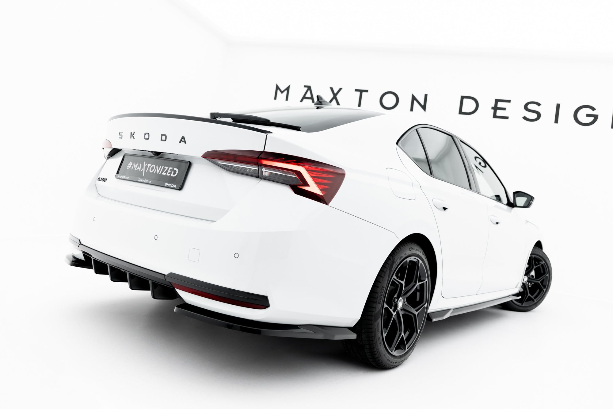 Maxton Design Set Of Splitters para Skoda Octavia Sportline Liftback / Combi Mk4 Facelift - imagen 9