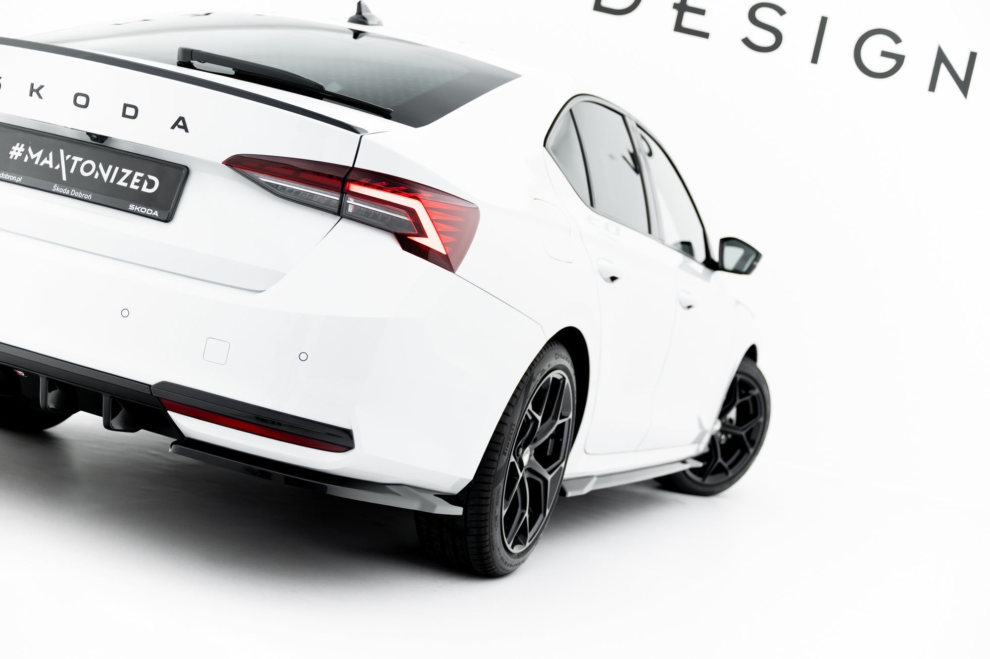 Maxton Design Set Of Splitters para Skoda Octavia Sportline Liftback / Combi Mk4 Facelift - imagen 10