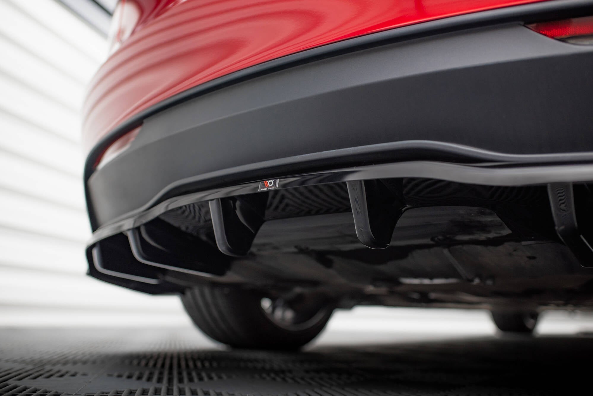 Maxton Design Set Of Splitters para Tesla Model 3 Project Highland(Facelift) - imagen 9