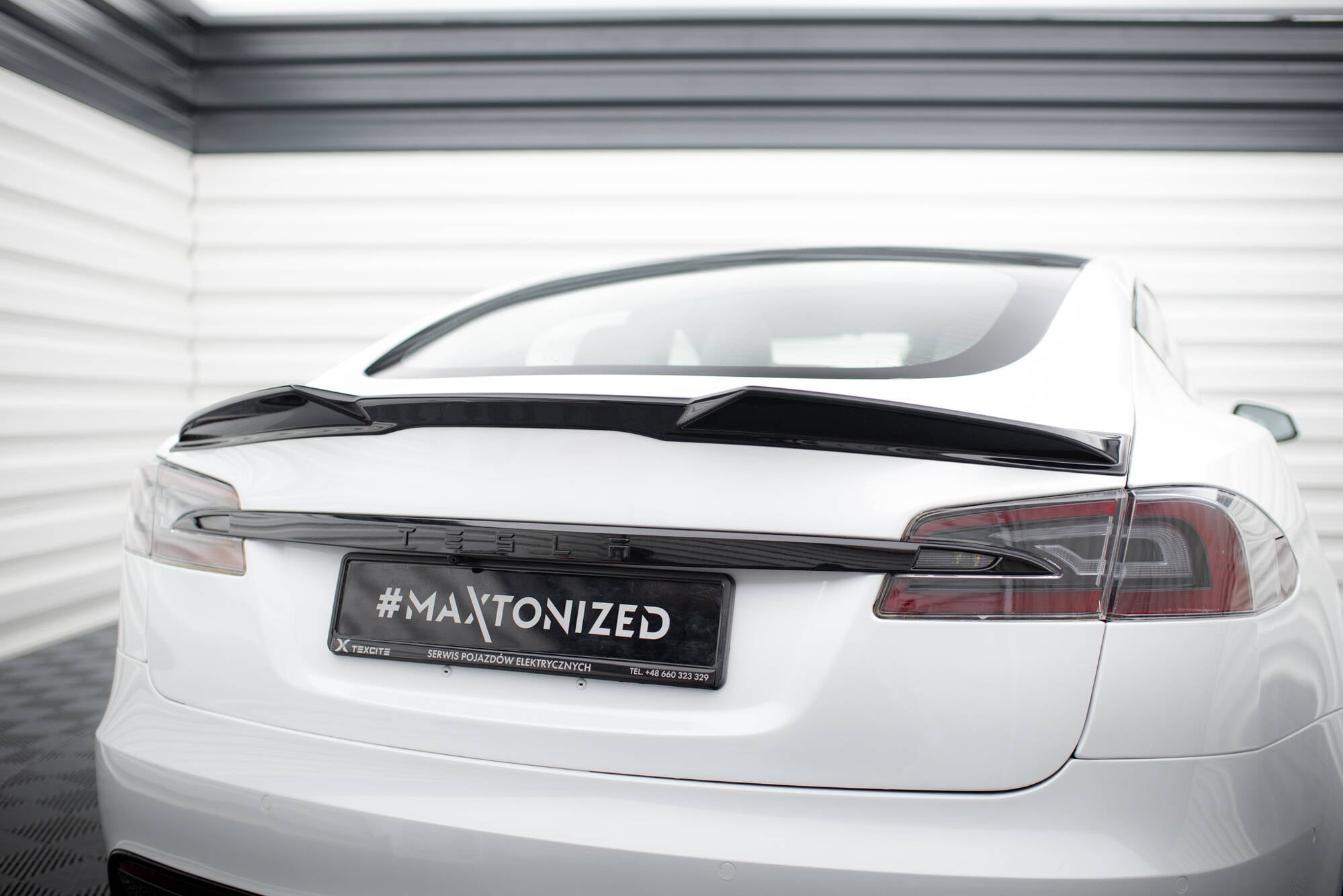 Maxton Design Set Of Splitters para Tesla Model S Plaid Mk1 Facelift - imagen 16
