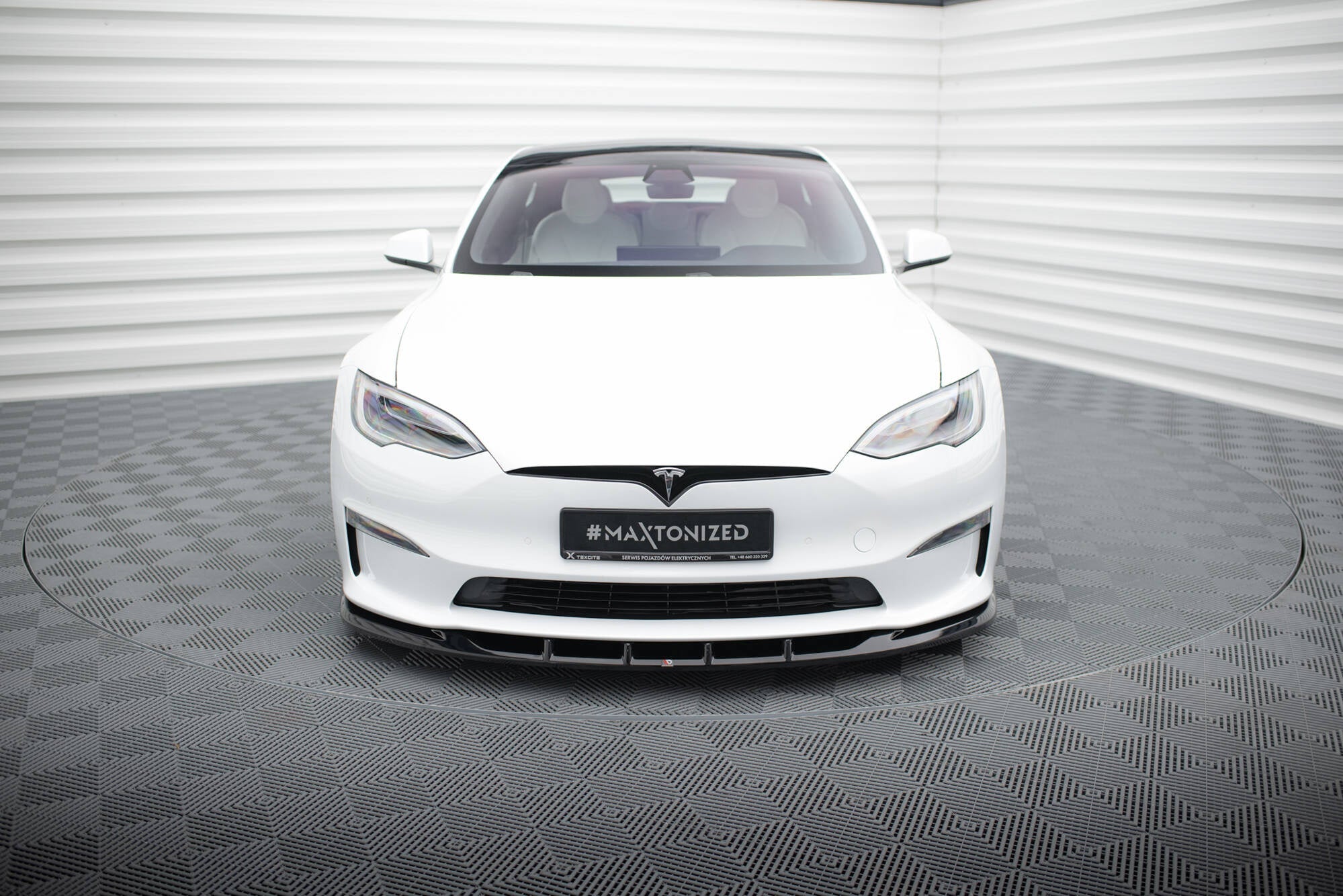 Maxton Design Set Of Splitters para Tesla Model S Plaid Mk1 Facelift - imagen 2