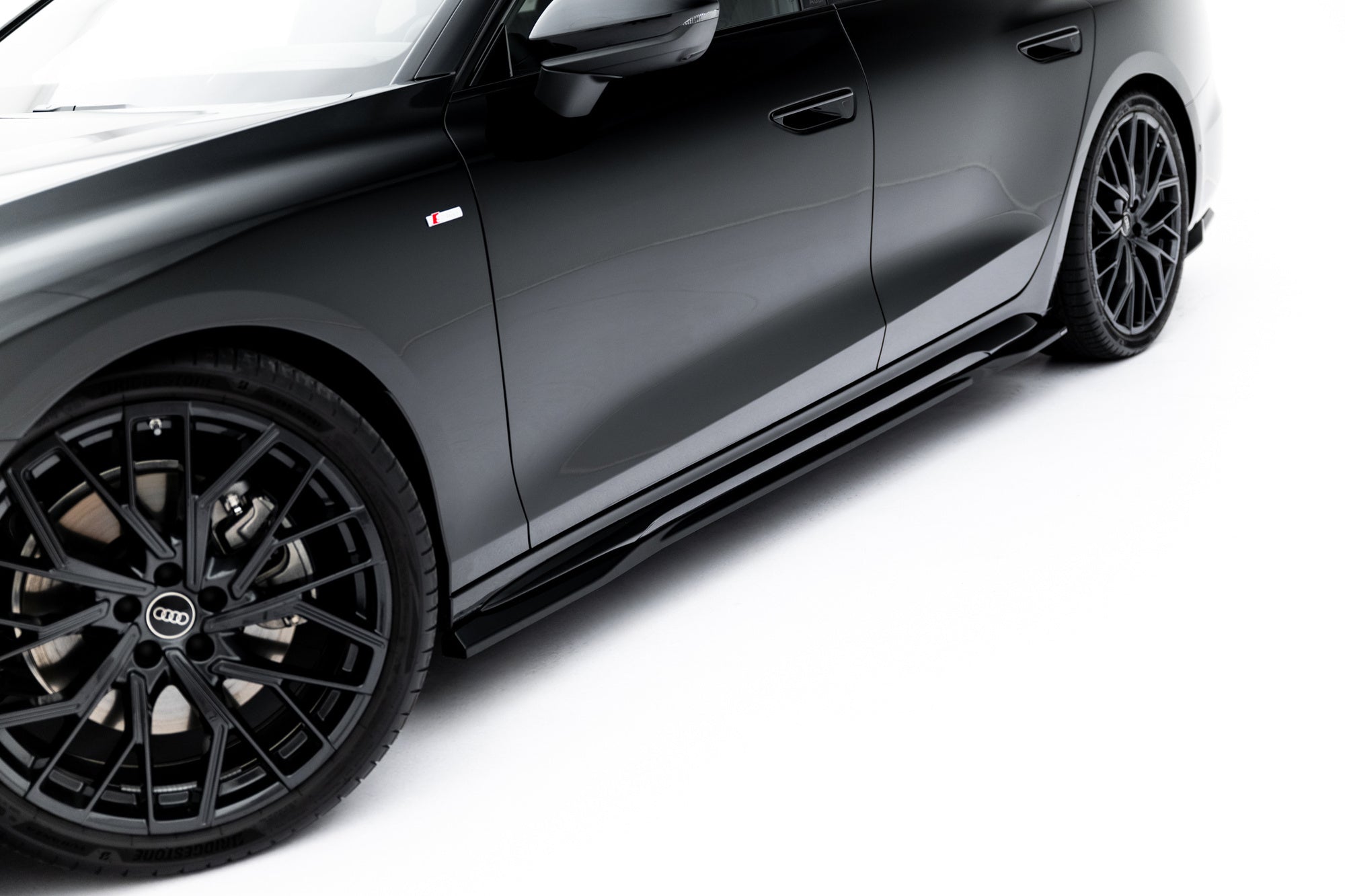 Maxton Design Set Of Splitters V.1 para Audi A6 S-Line Avant C9 - imagen 9
