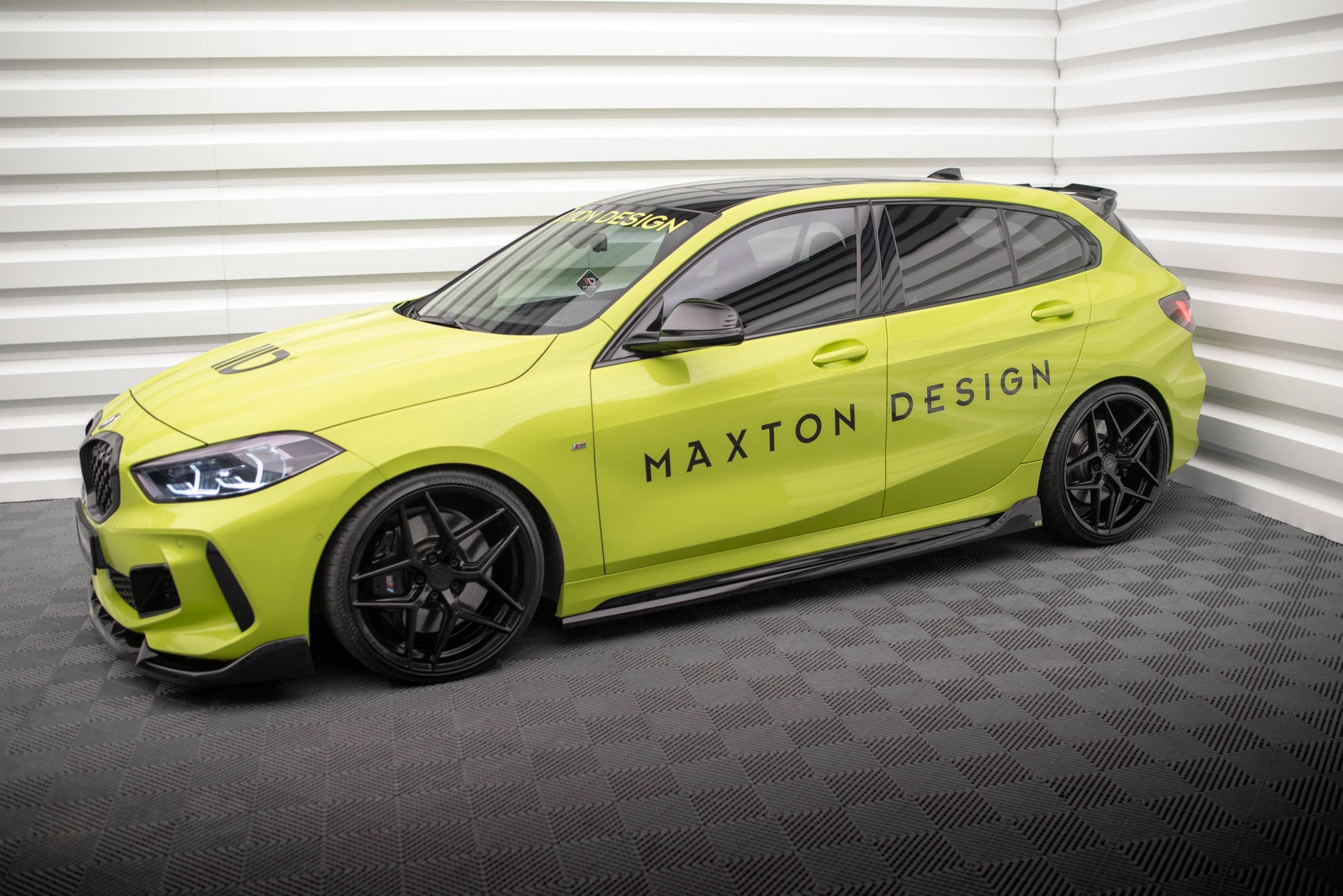 Maxton Design Set Of Splitters V.1 para BMW M135i F40 - imagen 1