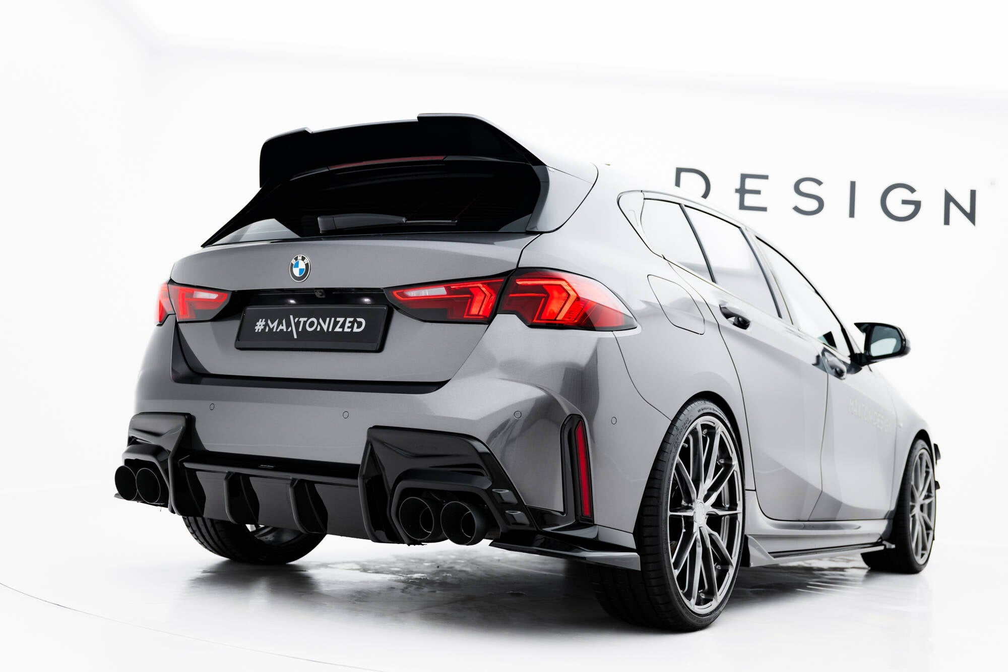 Maxton Design Set Of Splitters V.1 para BMW M135i F70 - imagen 8