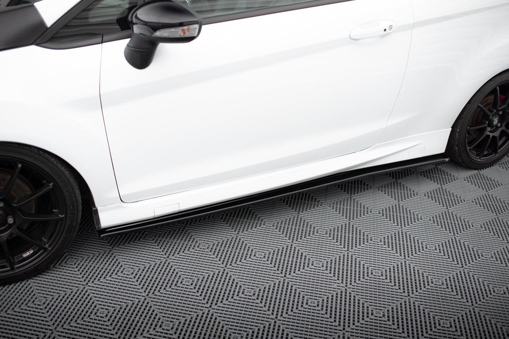 Maxton Design Set Of Splitters V.1 para Ford Fiesta ST Mk7 Facelift - imagen 5
