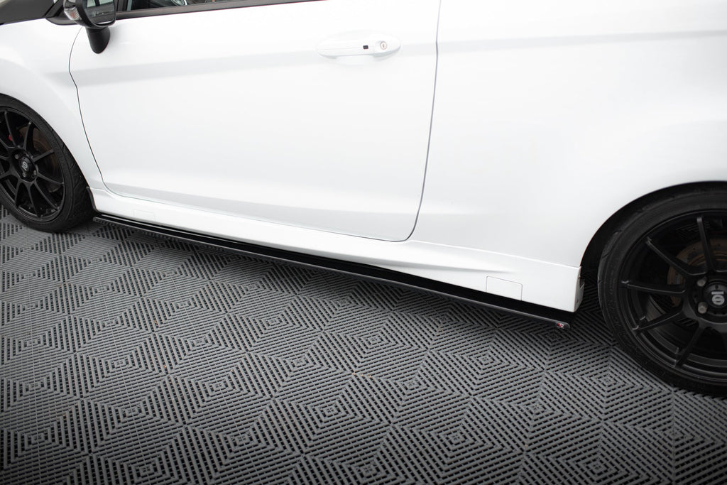 Maxton Design Set Of Splitters V.1 para Ford Fiesta ST Mk7 Facelift - imagen 6