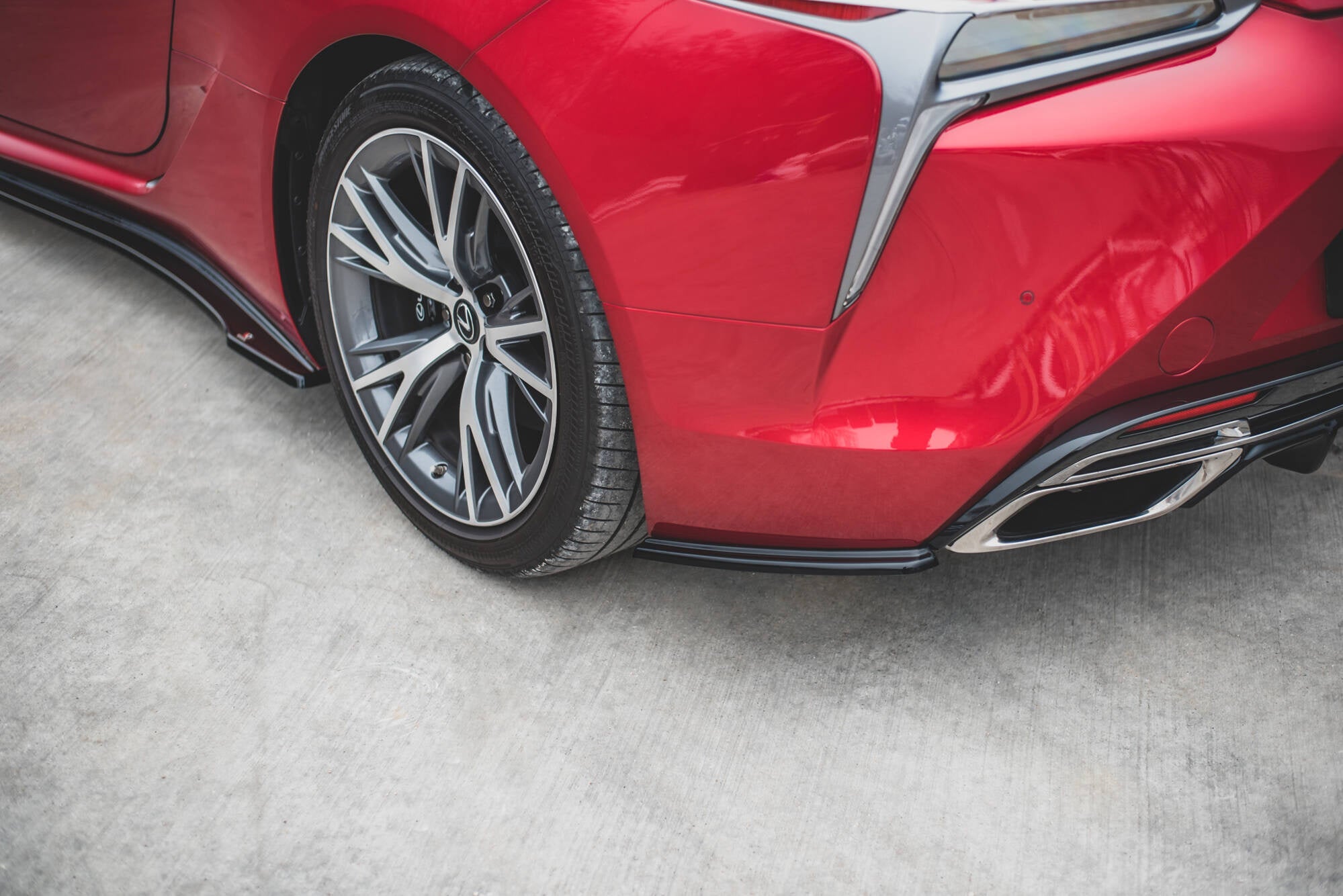 Maxton Design Set Of Splitters V.1 para Lexus LC - imagen 6