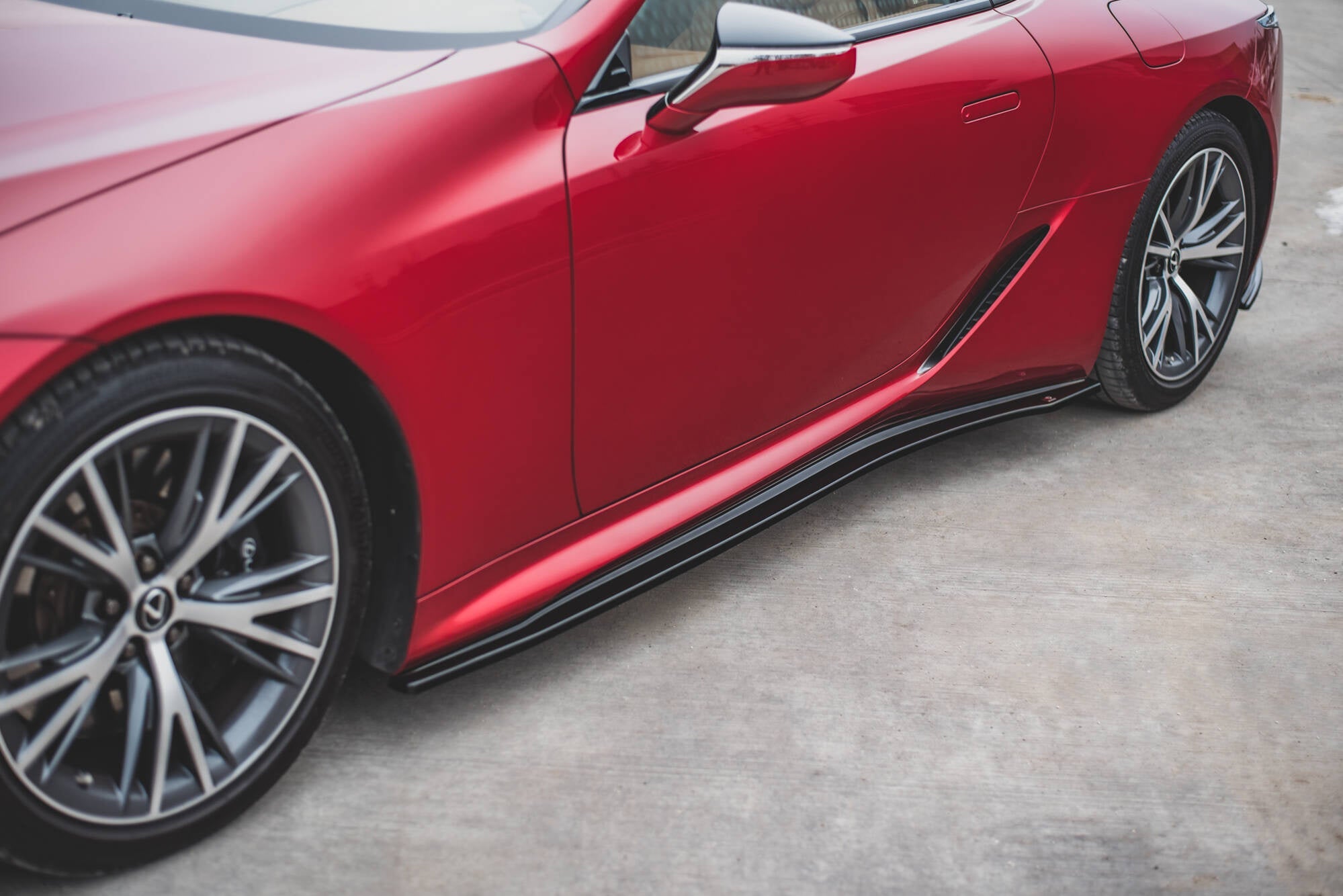 Maxton Design Set Of Splitters V.1 para Lexus LC - imagen 3