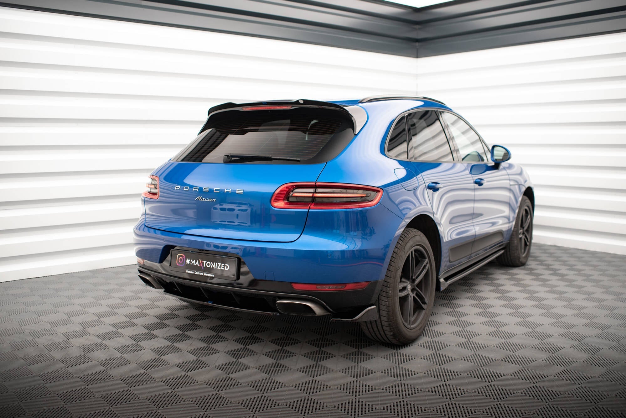 Maxton Design Set Of Splitters V.1 para Porsche Macan Mk1 - imagen 8
