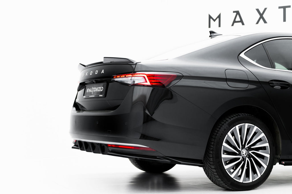 Maxton Design Set Of Splitters V.1 para Skoda Superb Sedan Mk4 - imagen 12