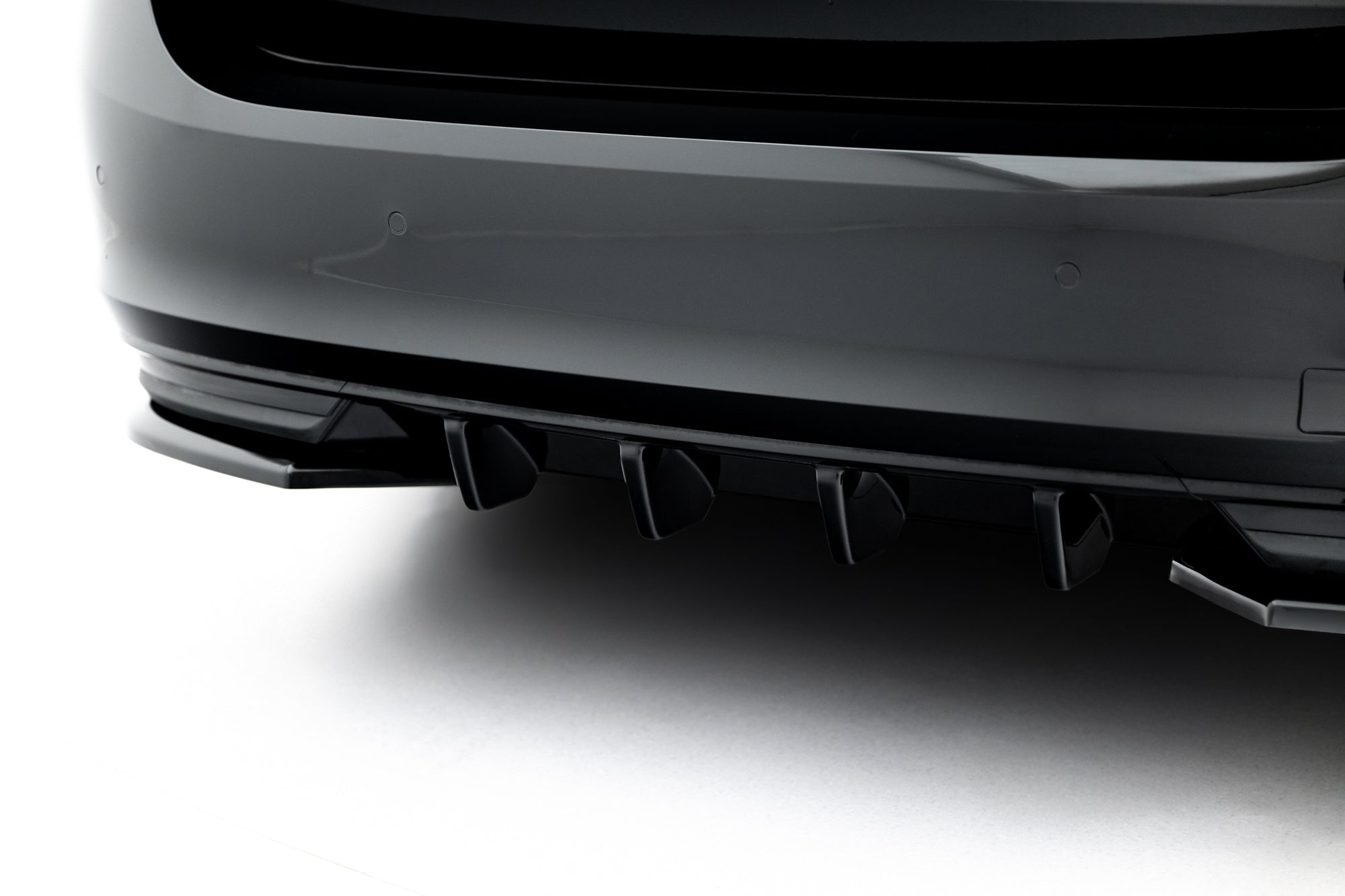 Maxton Design Set Of Splitters V.1 para Skoda Superb Sportline Mk4 - imagen 12