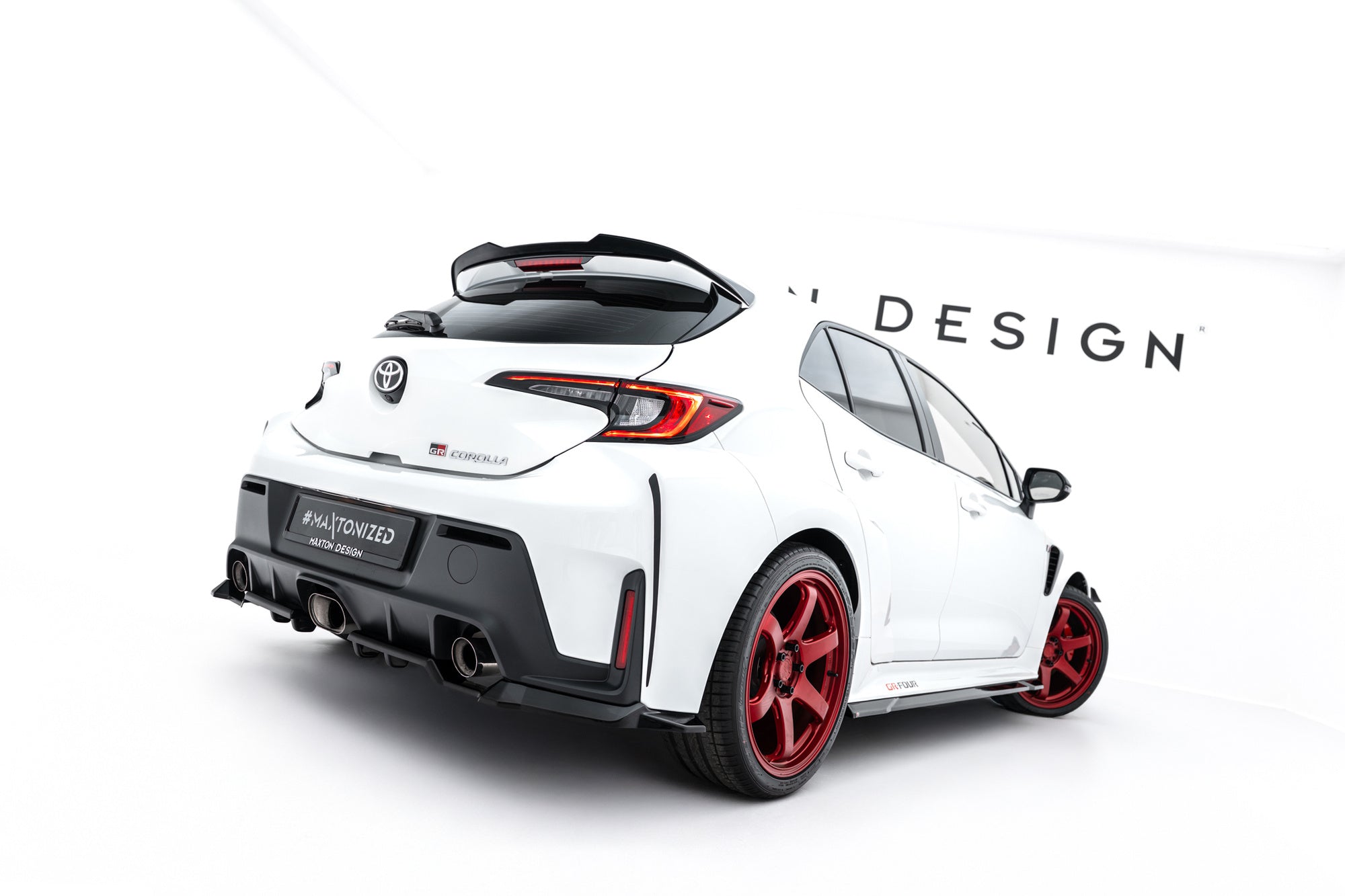 Maxton Design Set Of Splitters V.1 para Toyota GR Corolla Mk12 - imagen 9
