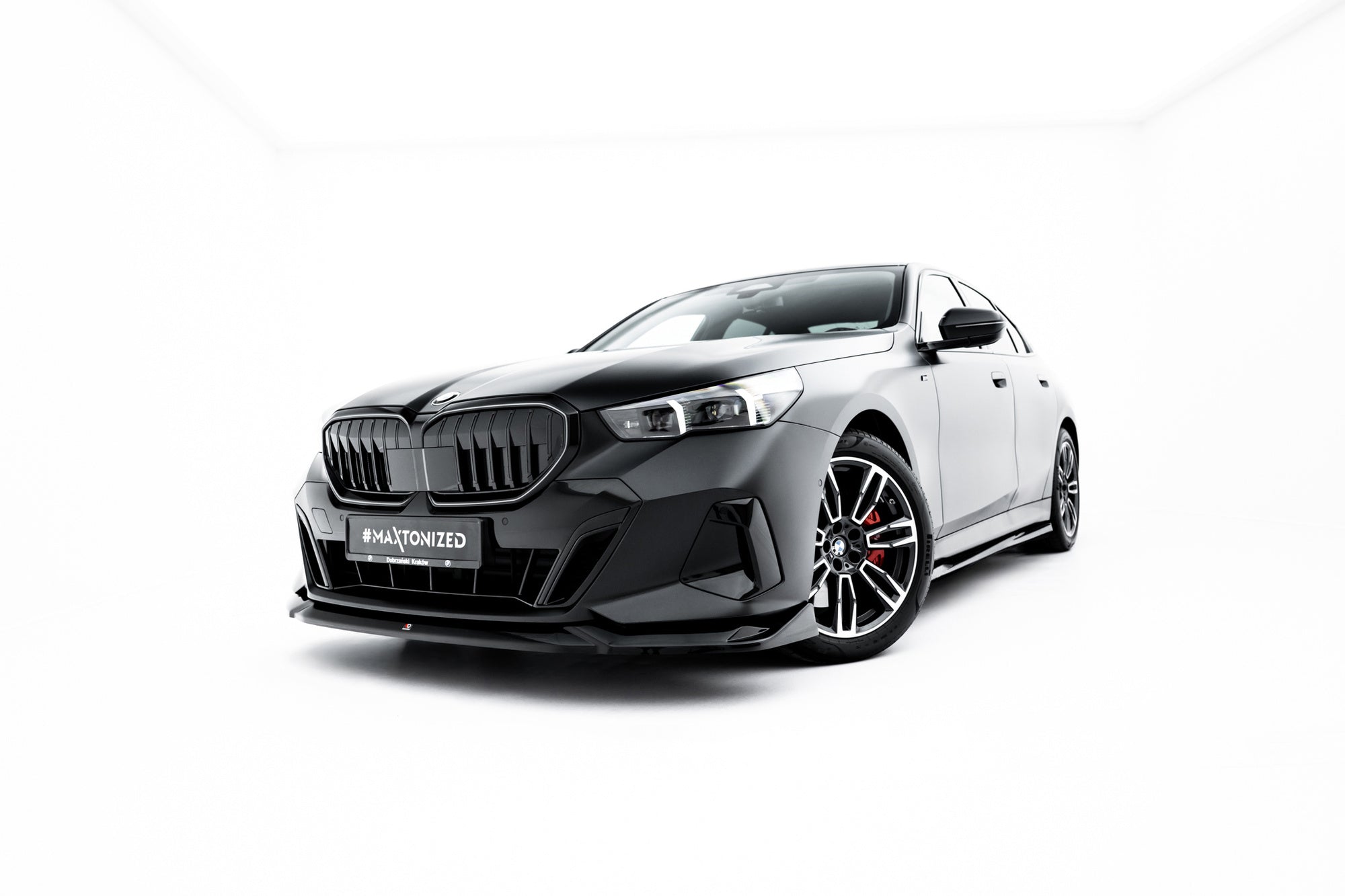 Maxton Design Set Of Splitters V.2 para BMW 5 M-Pack Sedan G60 - imagen 4