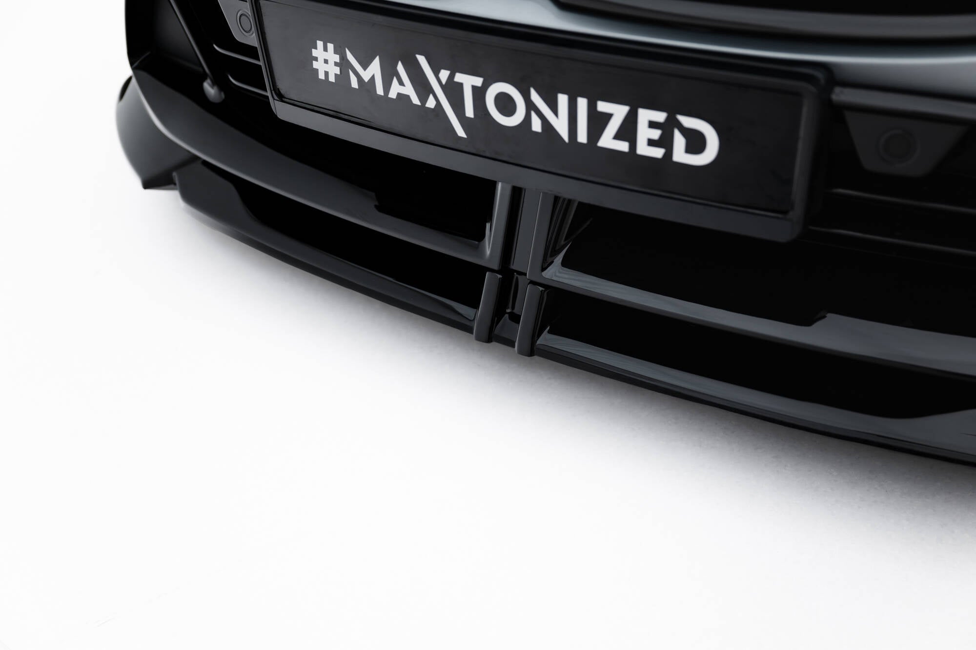 Maxton Design Set Of Splitters V.2 para BMW M135i F70 - imagen 3