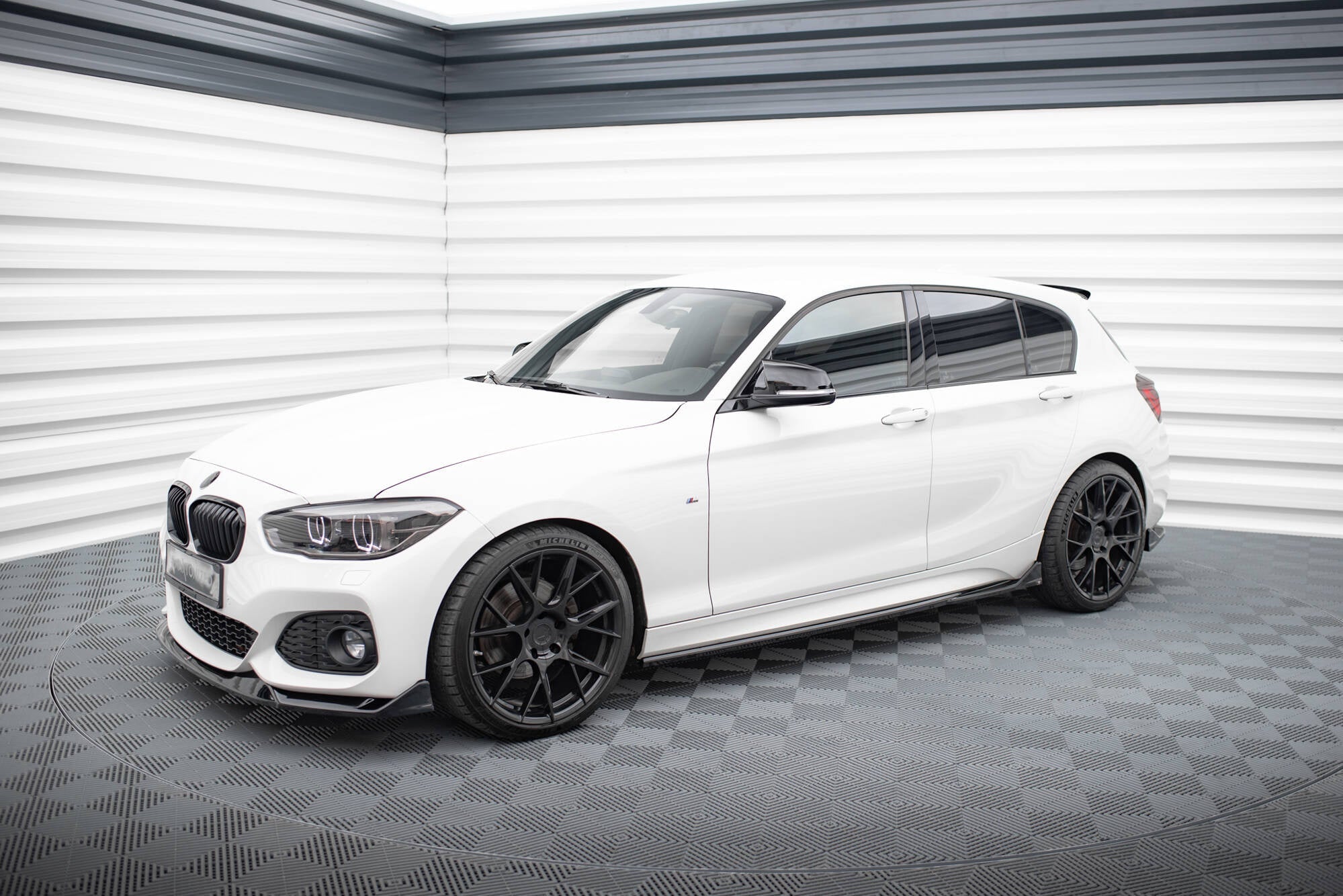 Maxton Design Set Of Splitters V.2 para BMW M140i F20 Facelift - imagen 1