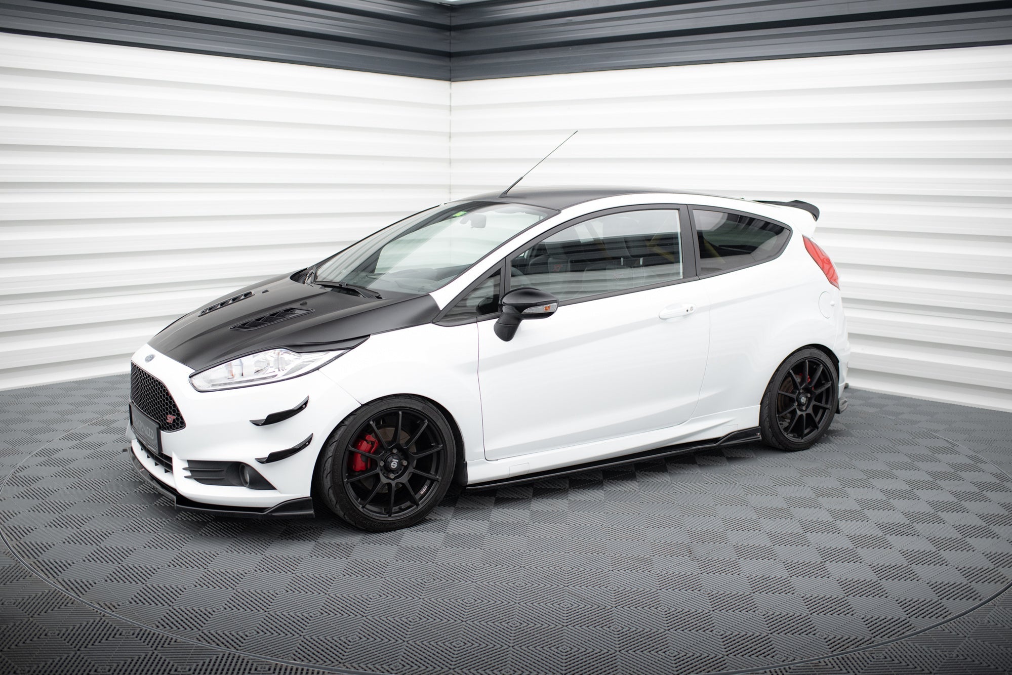 Maxton Design Set Of Splitters V.2 para Ford Fiesta ST Mk7 Facelift - imagen 1