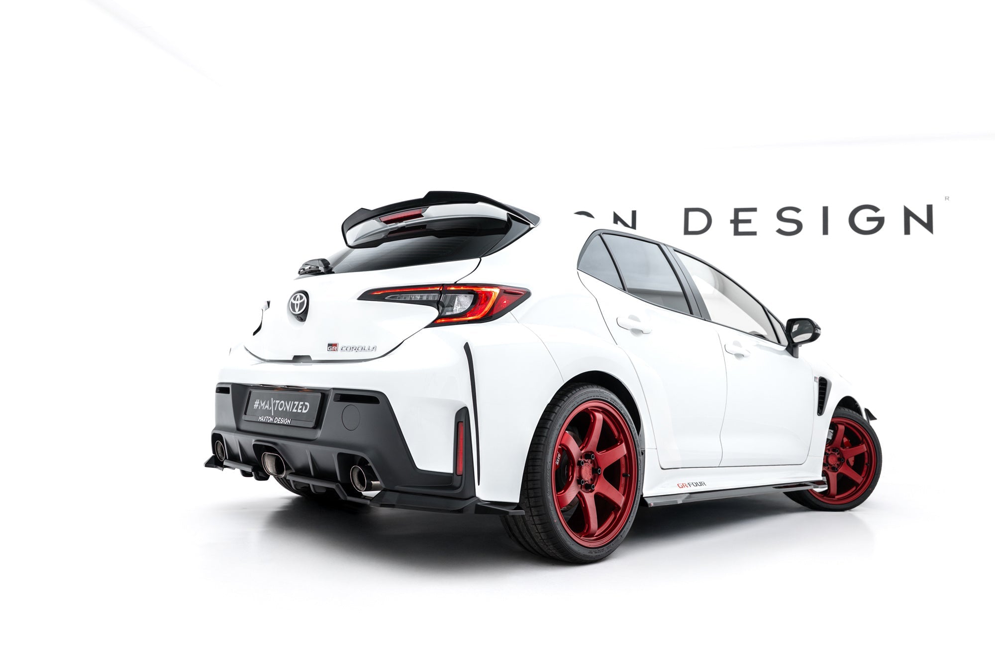 Maxton Design Set Of Splitters V.2 para Toyota GR Corolla Mk12 - imagen 13