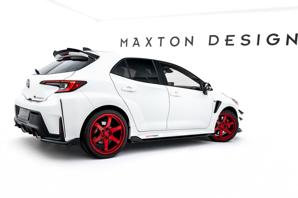Maxton Design Set Of Splitters V.2 para Toyota GR Corolla Mk12 - imagen 11
