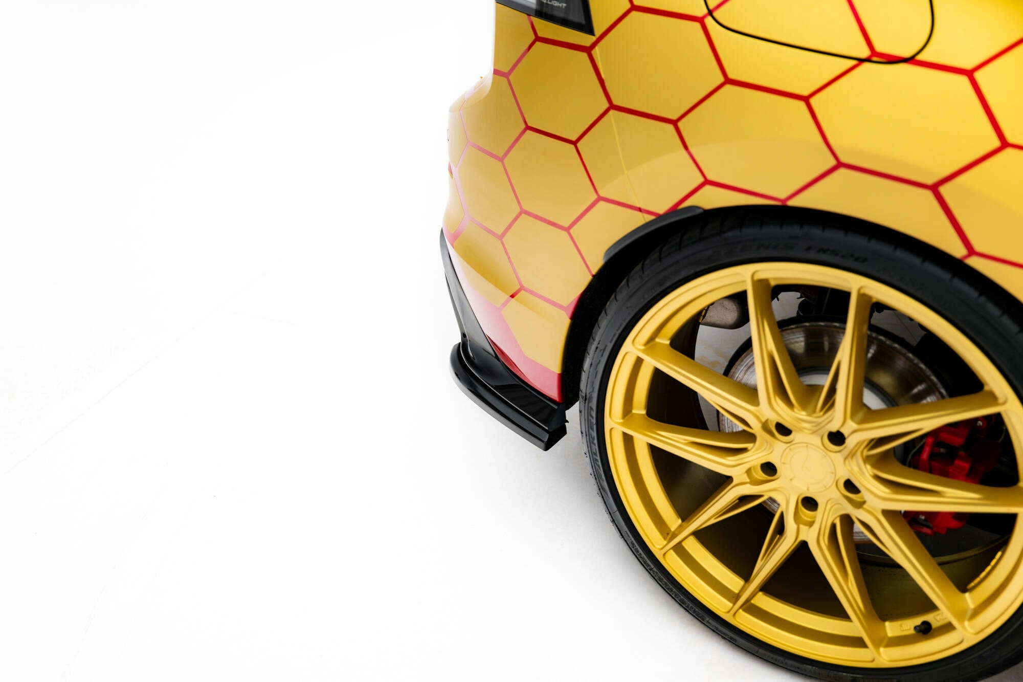 Maxton Design Set Of Splitters V.2 para Volkswagen Golf GTI Clubsport Mk8 Facelift - imagen 13
