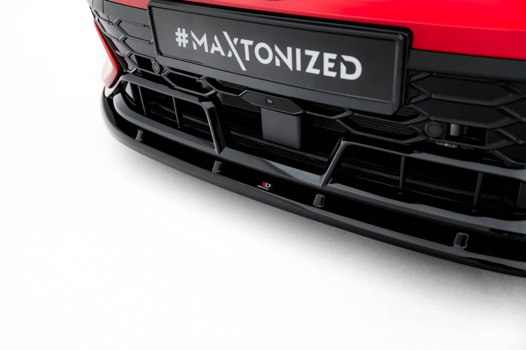 Maxton Design Set Of Splitters V.2 para Volkswagen Golf GTI Clubsport Mk8 Facelift - imagen 3