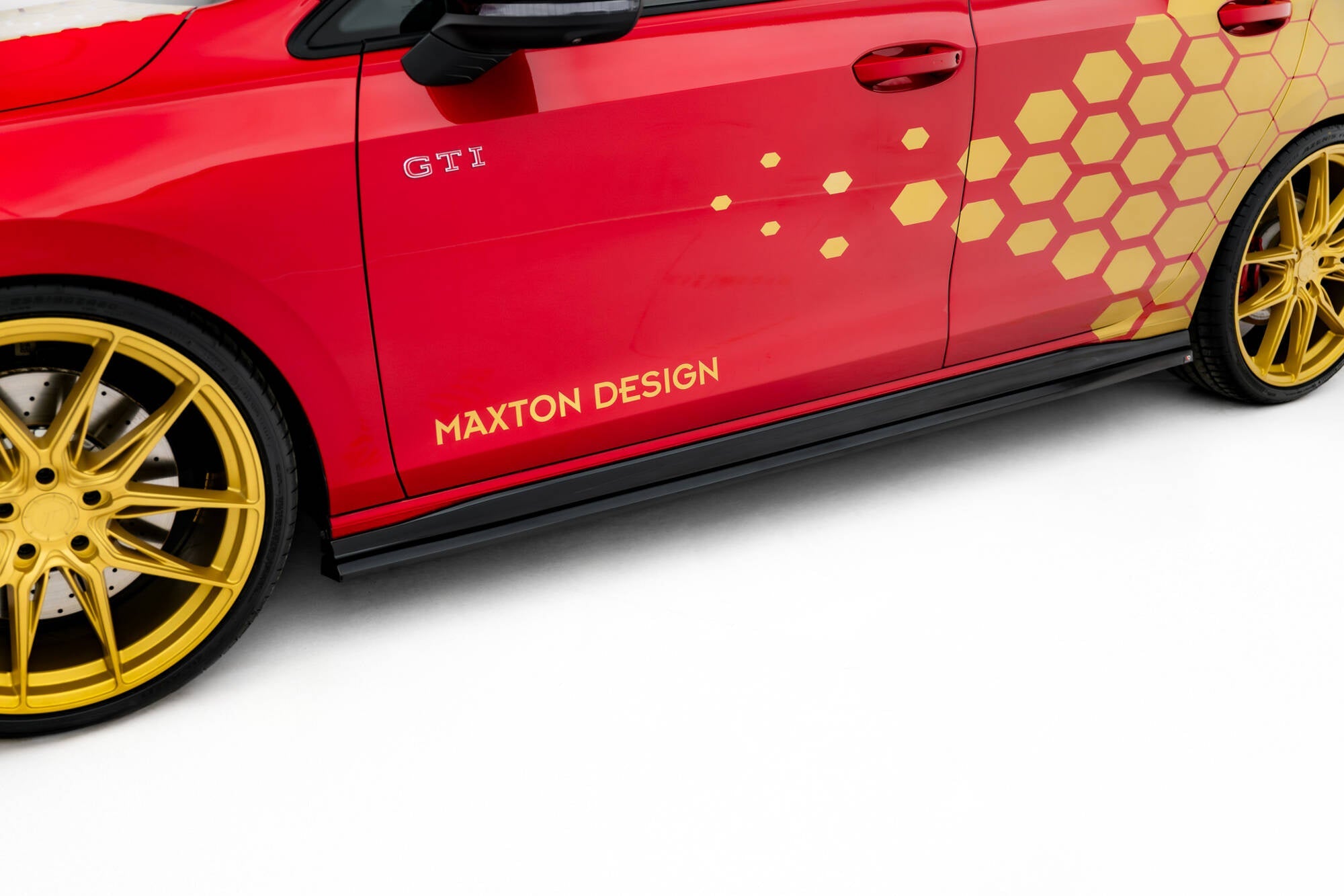 Maxton Design Set Of Splitters V.2 para Volkswagen Golf GTI Clubsport Mk8 Facelift - imagen 6