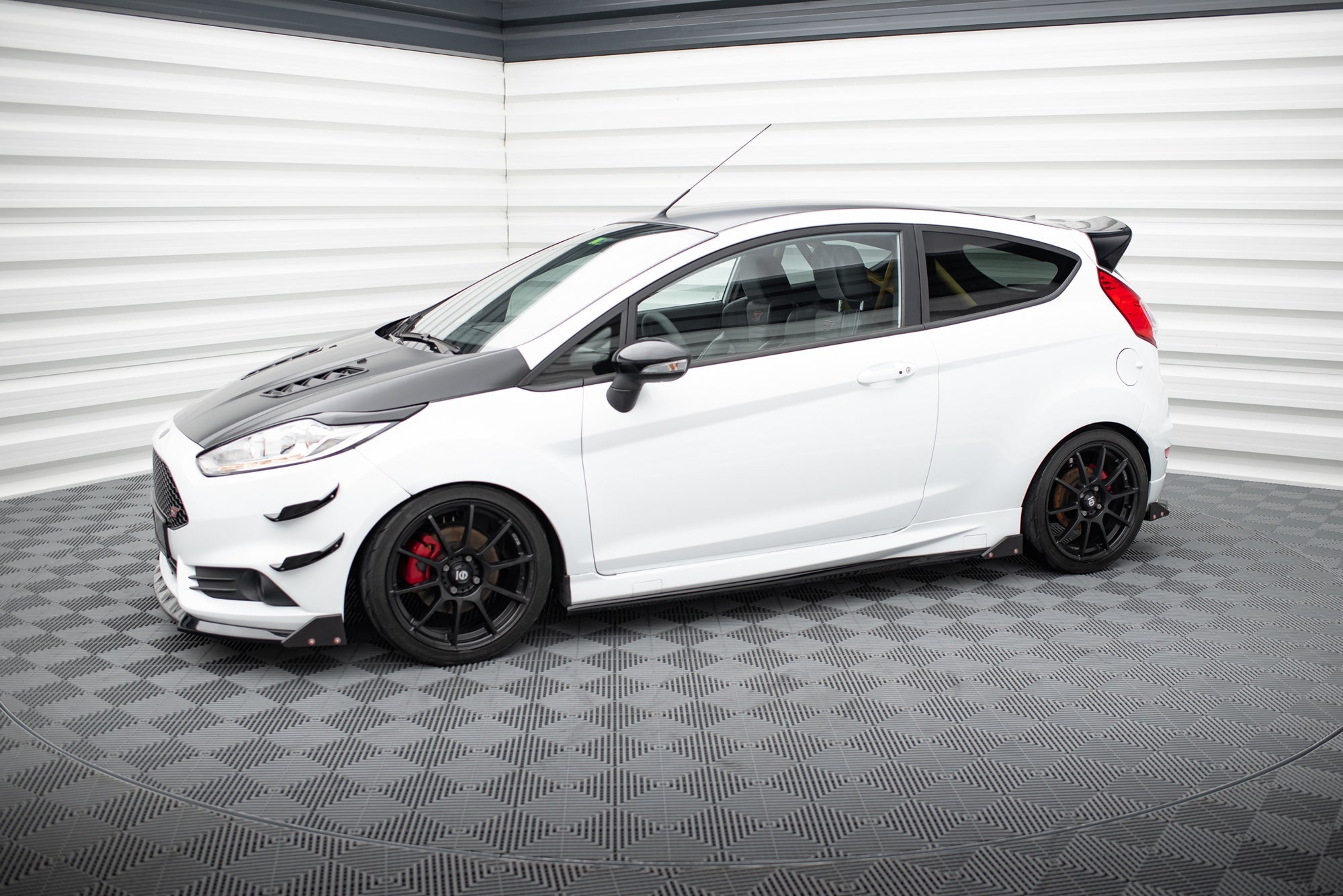 Maxton Design Set Of Splitters V.3 para Ford Fiesta ST Mk7 Facelift - imagen 1