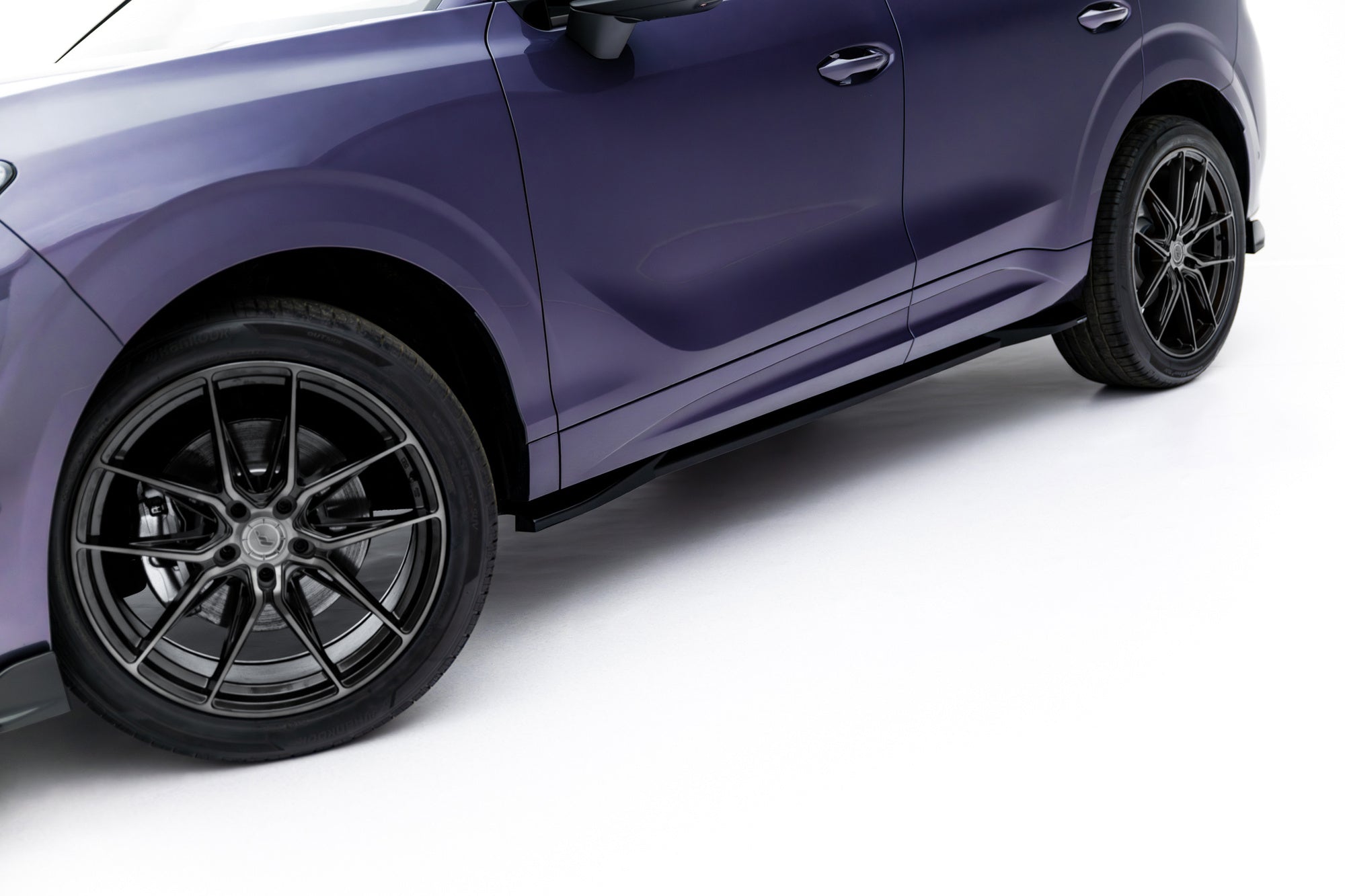 Maxton Design Set Of Splitters V.4 para Cupra Terramar Mk1 (Version with towbar) - imagen 7