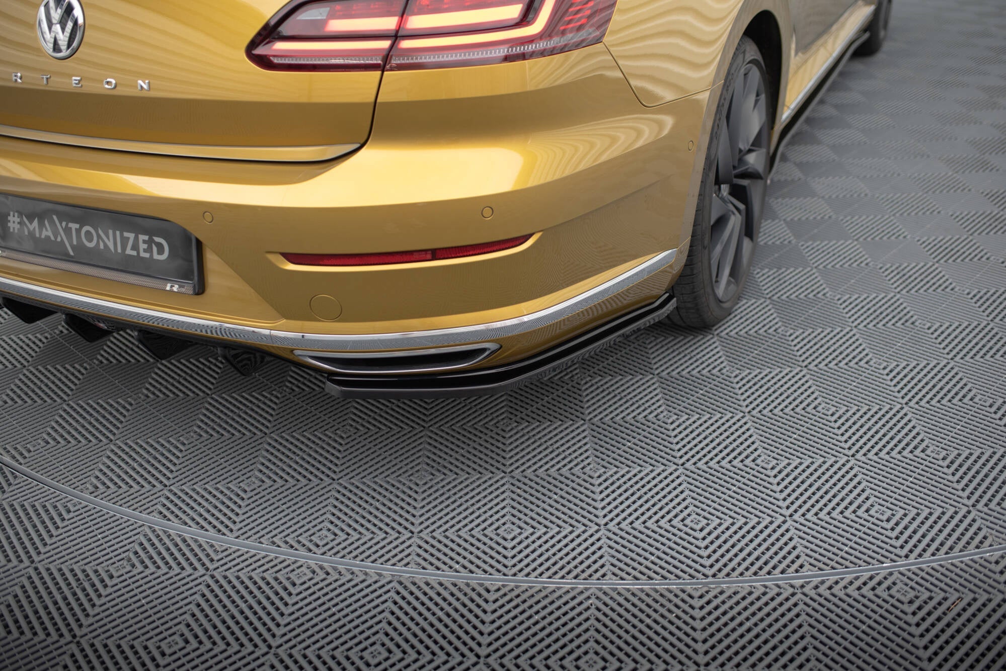 Maxton Design Set Of Splitters para Volkswagen Arteon R-Line Sedan / Shooting Brake Mk1 - imagen 10