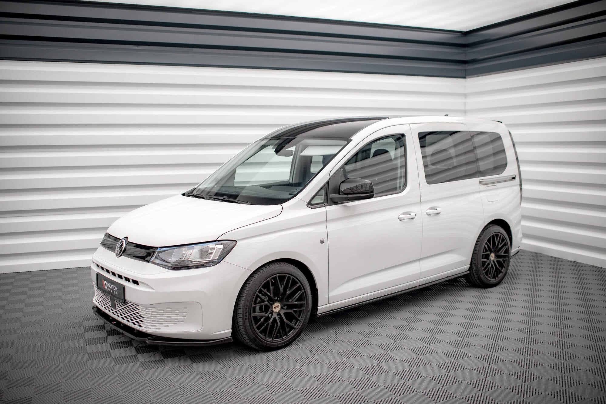 Maxton Design Set Of Splitters para Volkswagen Caddy Mk5 - imagen 1