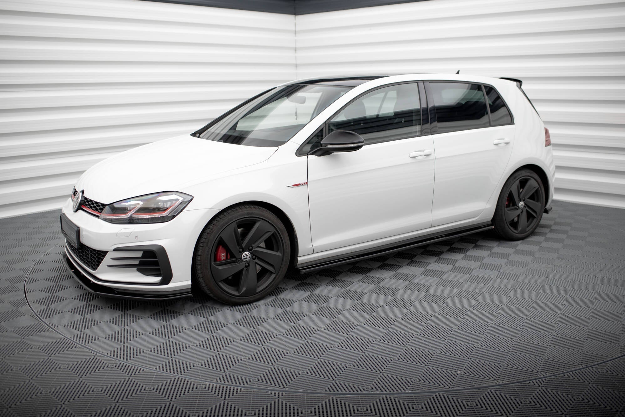 Maxton Design Set Of Splitters para Volkswagen Golf GTI Mk7 Facelift - imagen 1