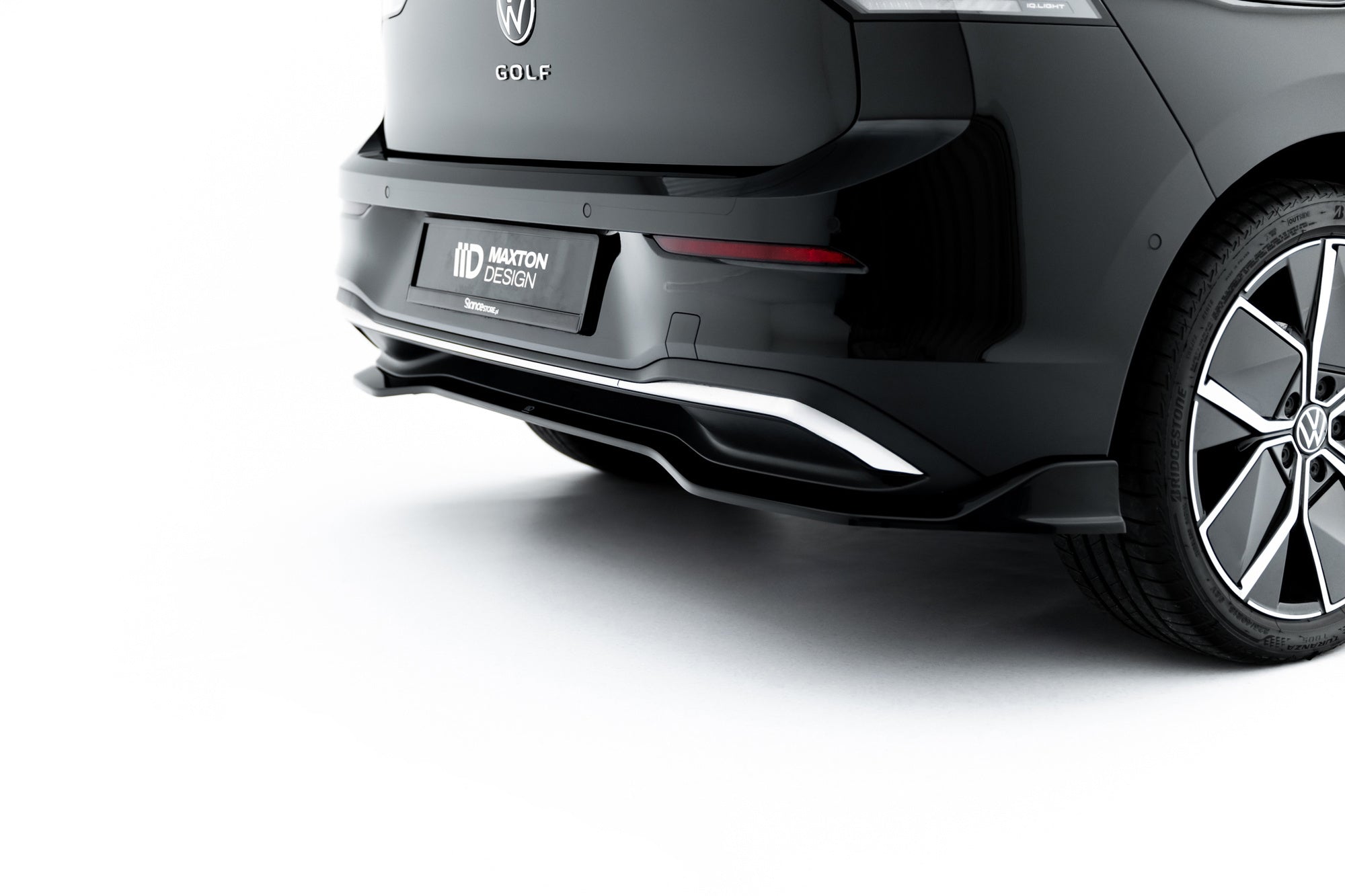 Maxton Design Set Of Splitters para Volkswagen Golf Hatchback Mk8 Facelift - imagen 14