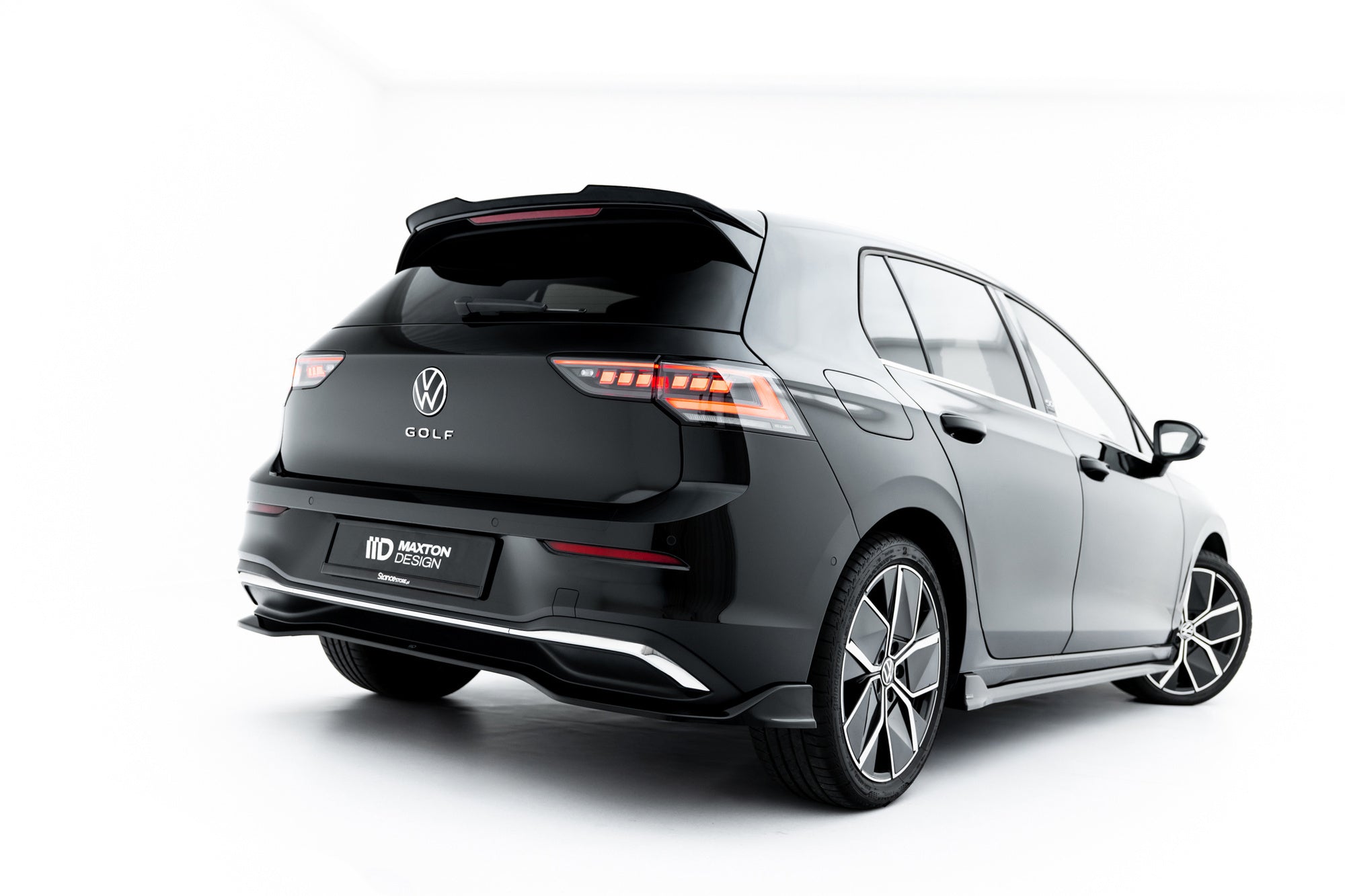 Maxton Design Set Of Splitters para Volkswagen Golf Hatchback Mk8 Facelift - imagen 15