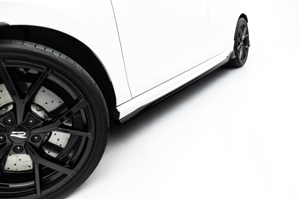 Maxton Design Set Of Splitters para Volkswagen Golf R Variant Mk8 Facelift - imagen 8