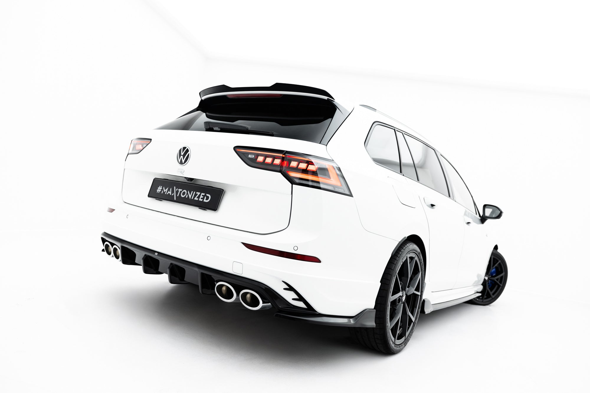Maxton Design Set Of Splitters para Volkswagen Golf R Variant Mk8 Facelift - imagen 14