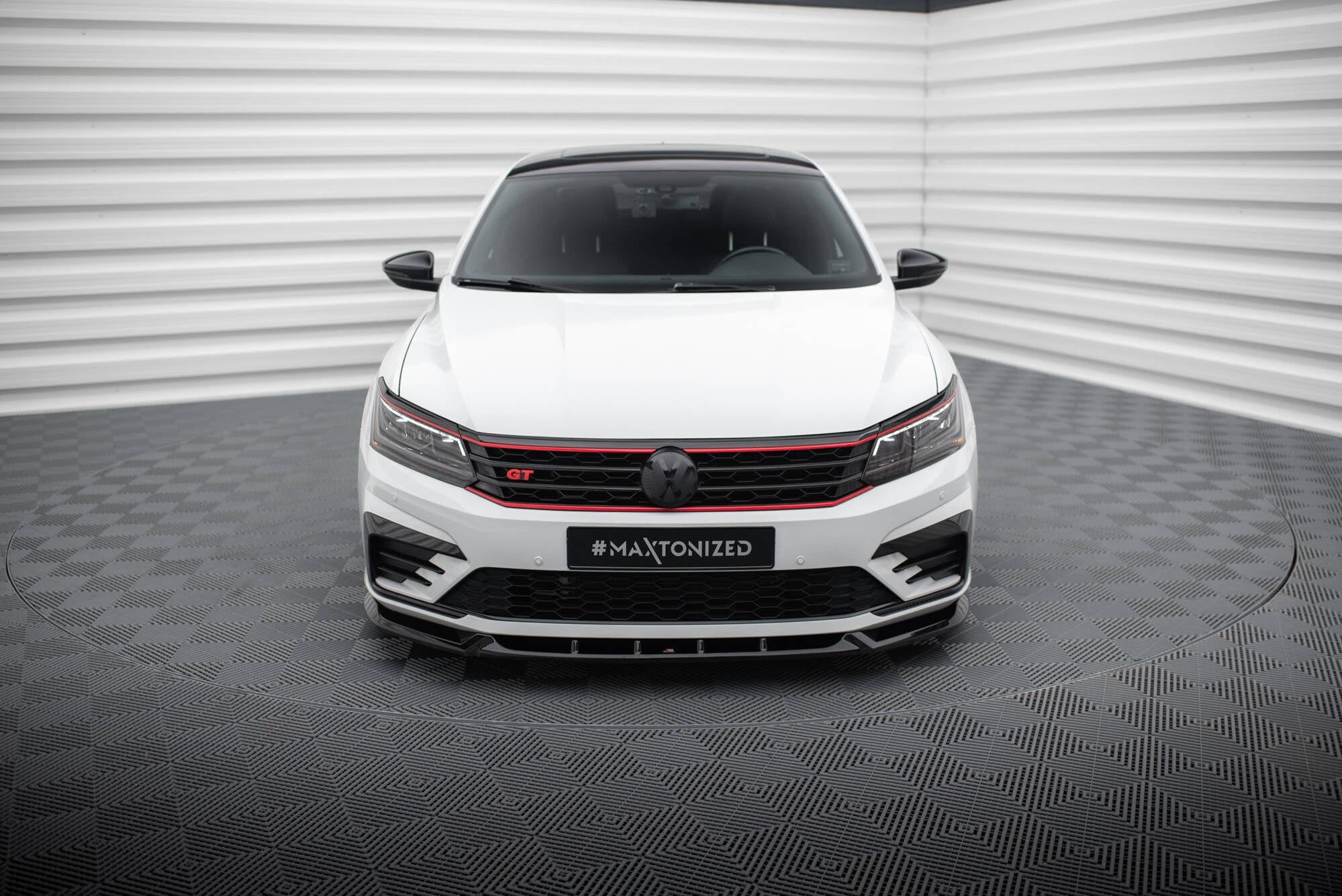 Maxton Design Set Of Splitters para Volkswagen Passat GT B8 Facelift USA - imagen 2