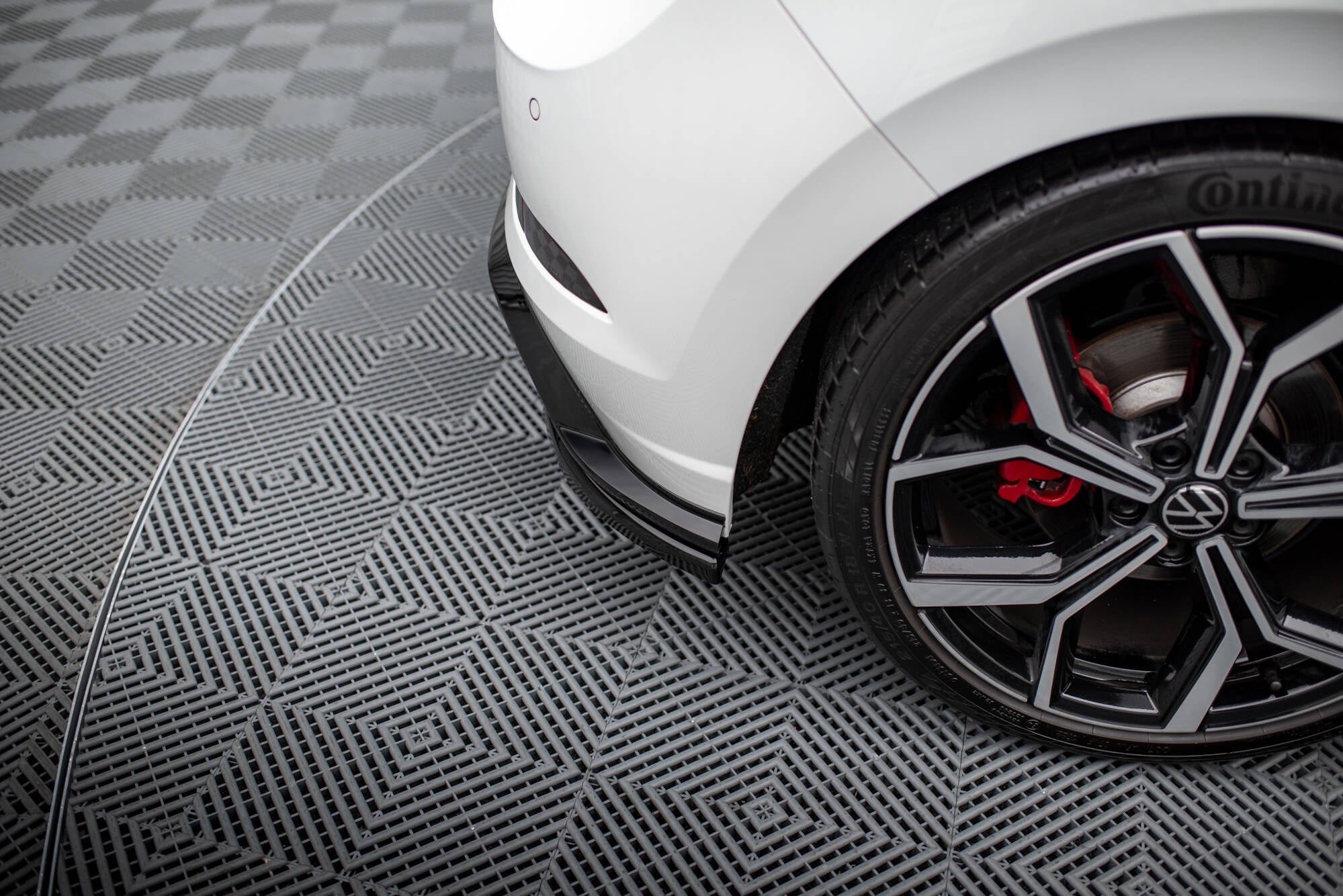 Maxton Design Set Of Splitters para Volkswagen Polo GTI Mk6 Facelift - imagen 8