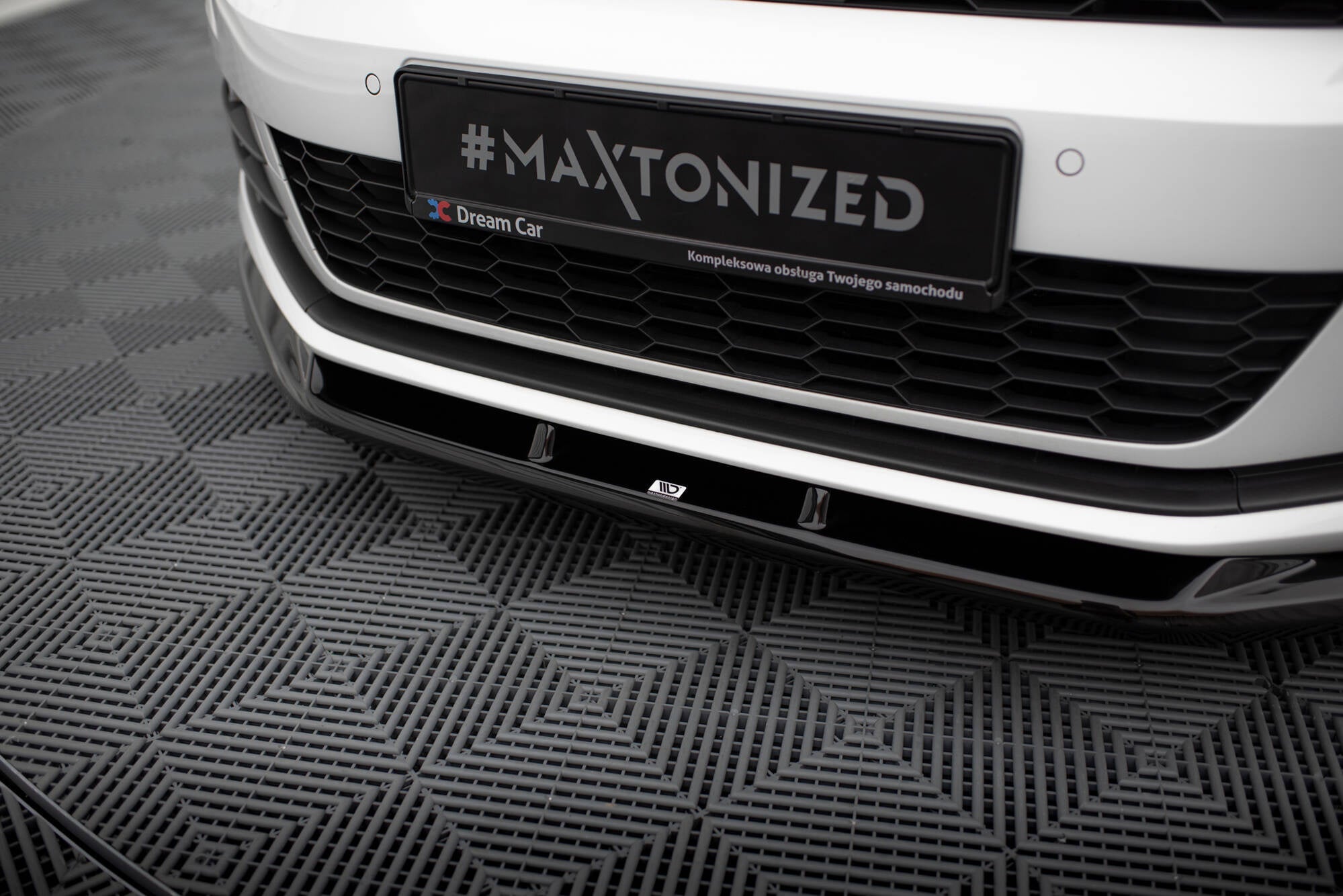 Maxton Design Set Of Splitters para Volkswagen Scirocco Mk3 Facelift - imagen 3