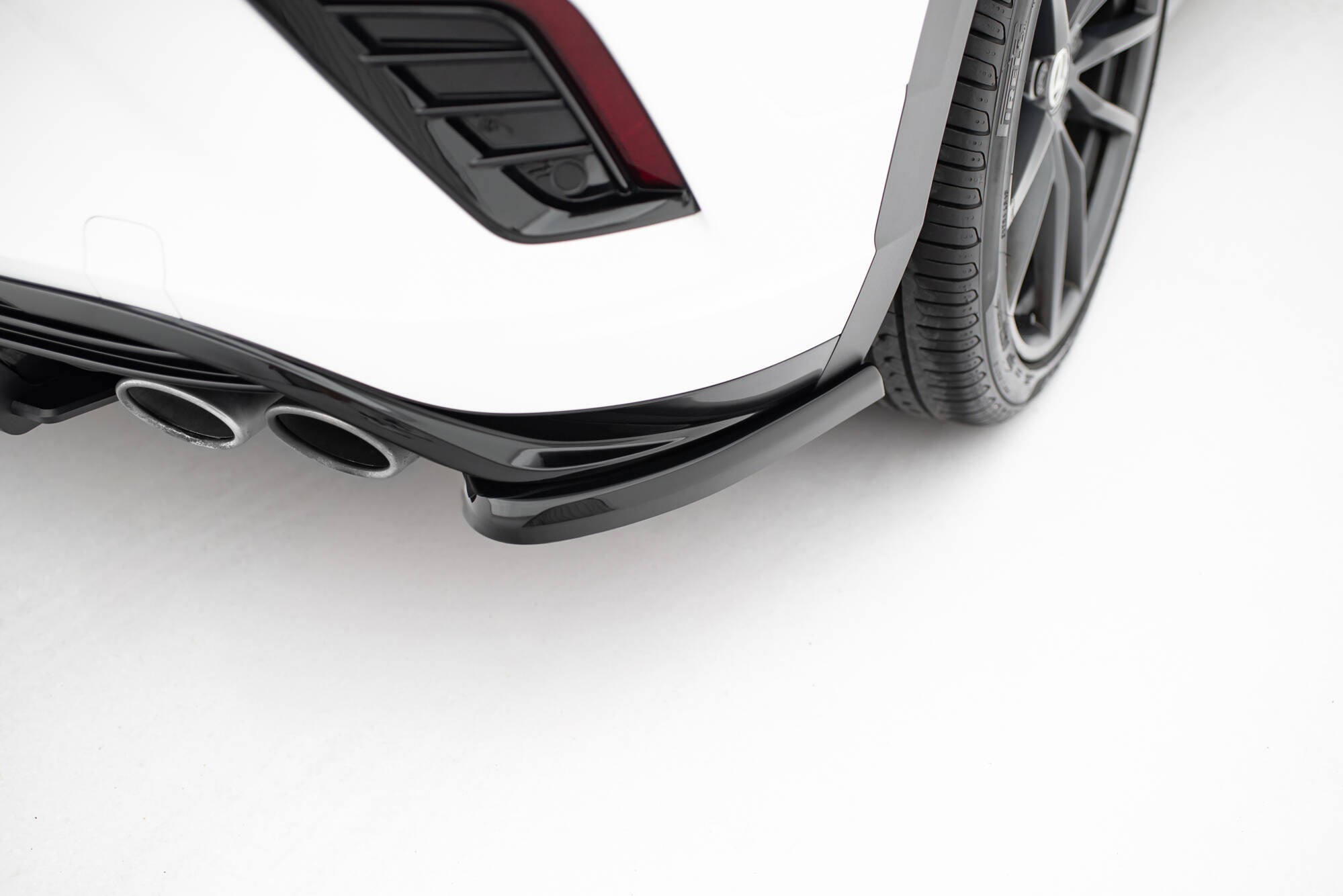 Maxton Design Set Of Splitters para Volkswagen T-Roc R Mk1 - imagen 12