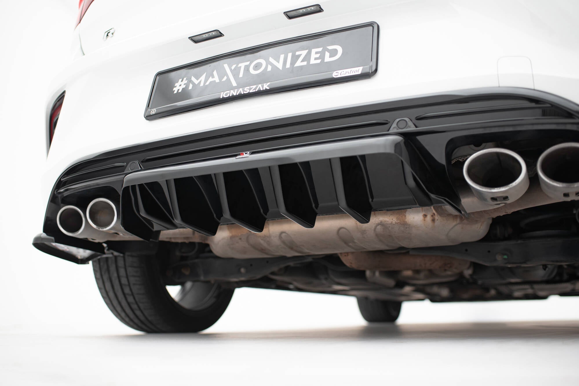 Maxton Design Set Of Splitters para Volkswagen T-Roc R Mk1 - imagen 8