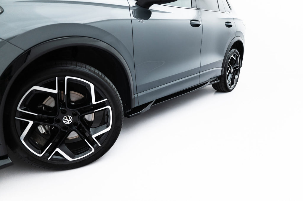 Maxton Design Set Of Splitters para Volkswagen Tiguan R-Line Mk3 - imagen 10