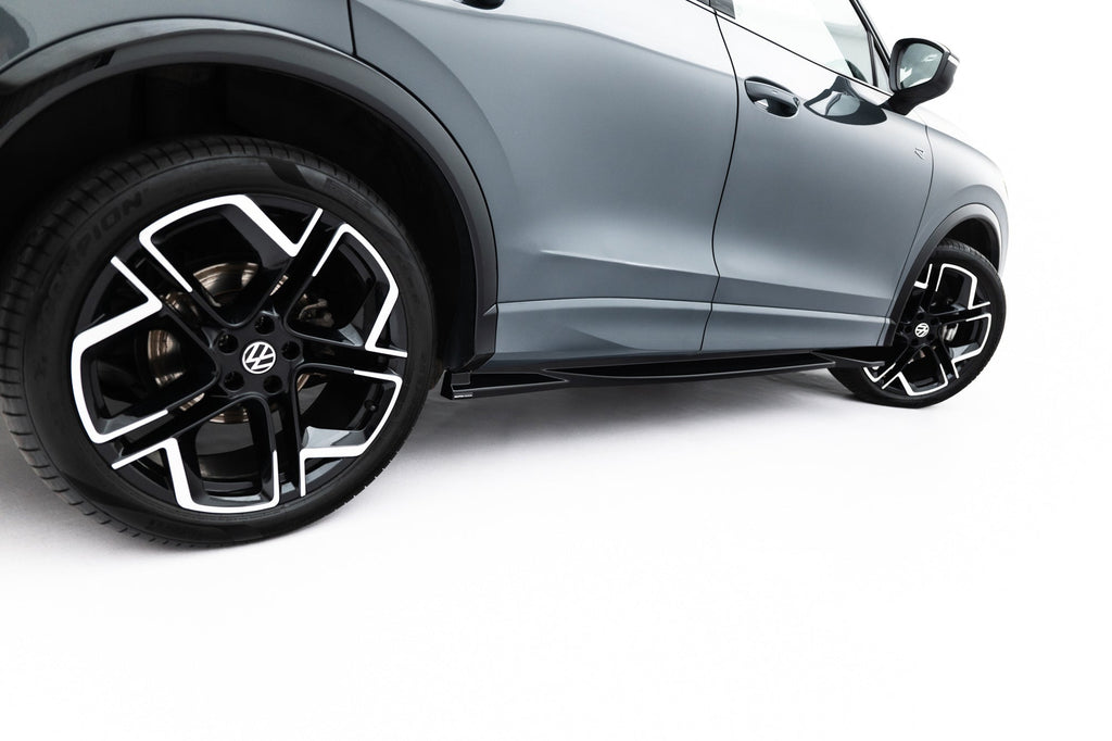 Maxton Design Set Of Splitters para Volkswagen Tiguan R-Line Mk3 - imagen 8