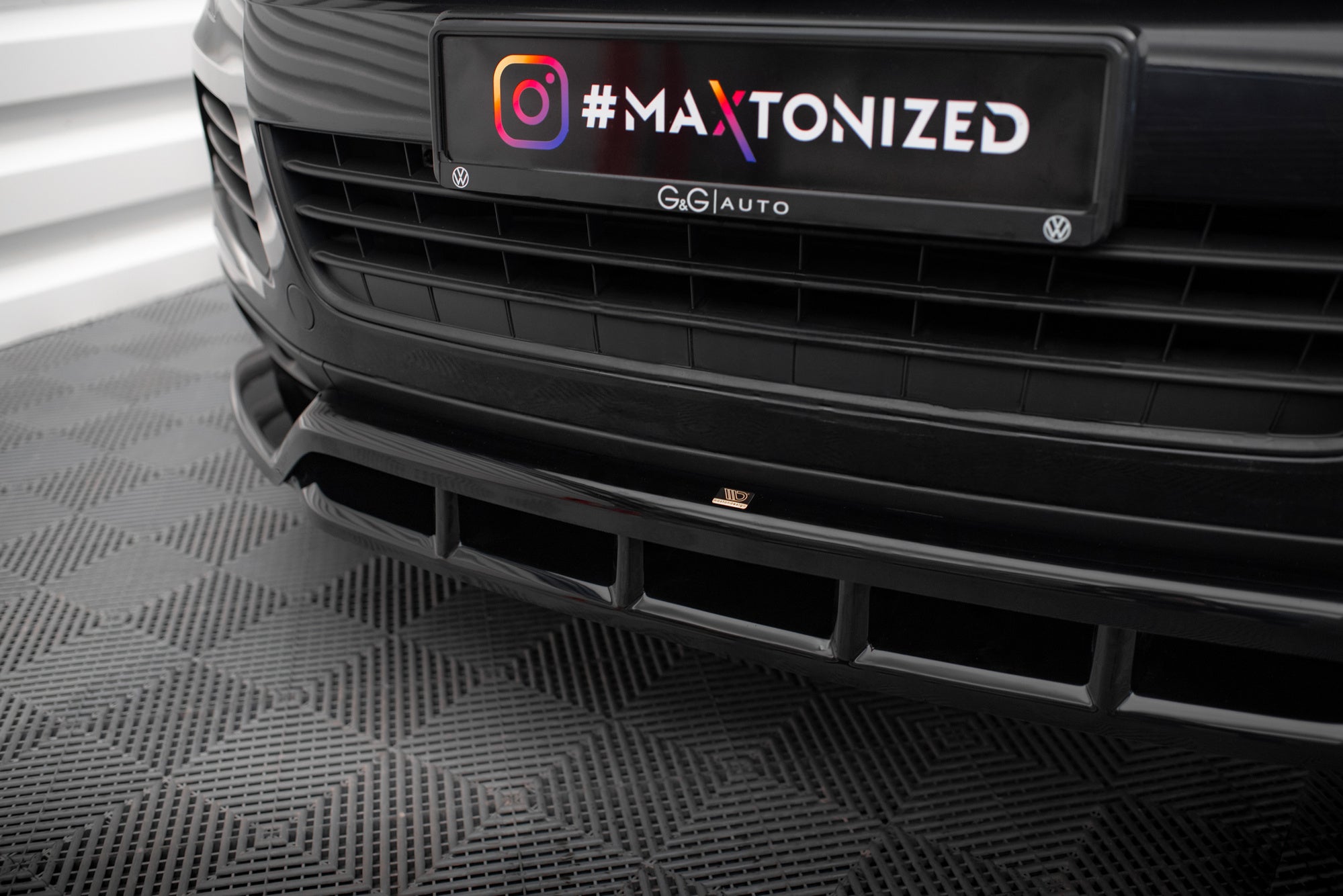 Maxton Design Set Of Splitters para Volkswagen Touareg Mk2 - imagen 4
