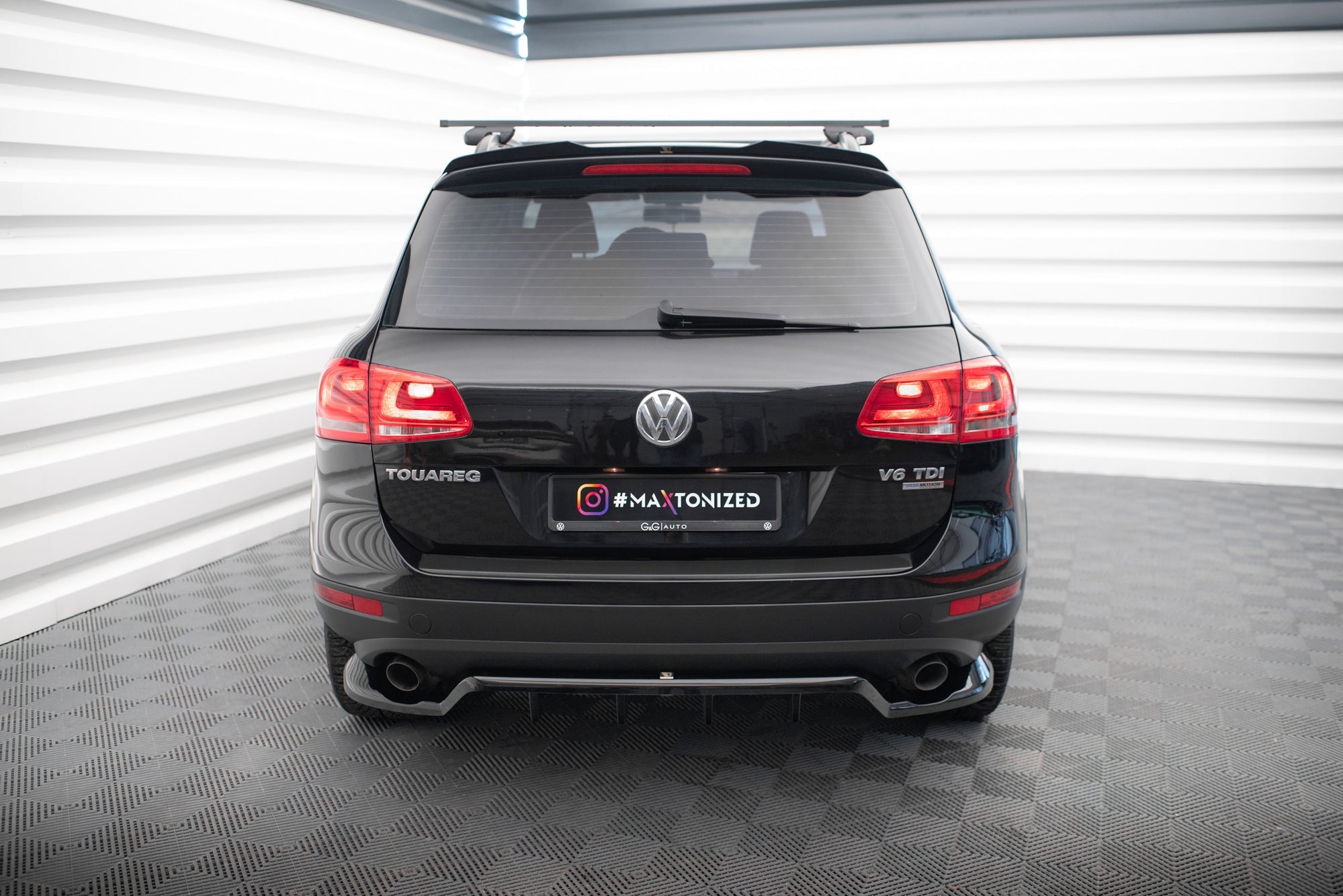Maxton Design Set Of Splitters para Volkswagen Touareg Mk2 - imagen 8