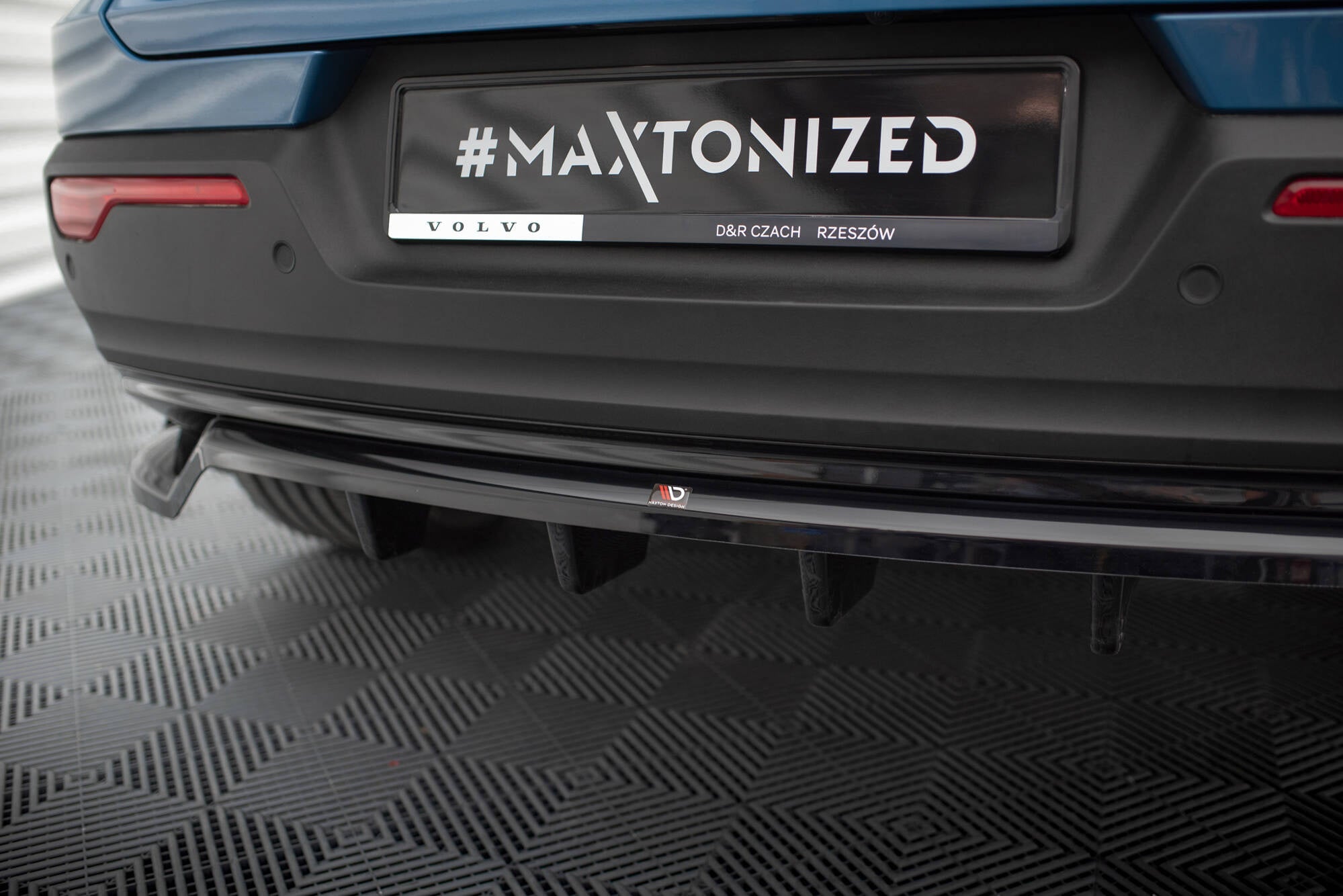 Maxton Design Set Of Splitters para Volvo C40 Mk1 - imagen 9